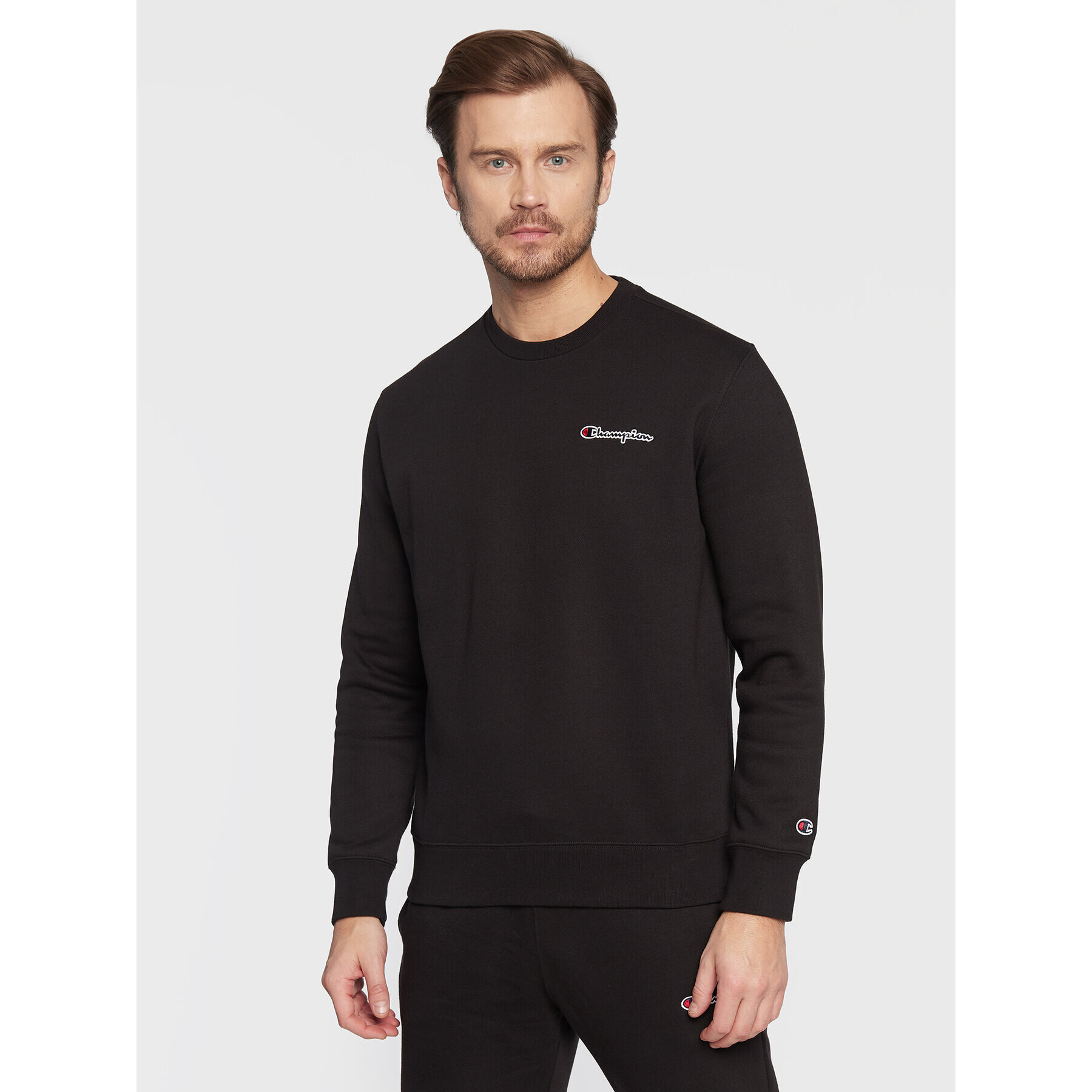 Champion Суитшърт Small Script Logo Embroidery 217863 Черен Regular Fit - Pepit.bg