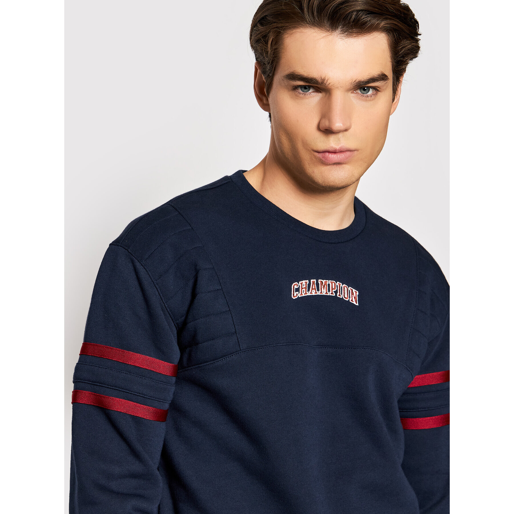 Champion Суитшърт Varsity Script Logo 216578 Тъмносин Custom Fit - Pepit.bg