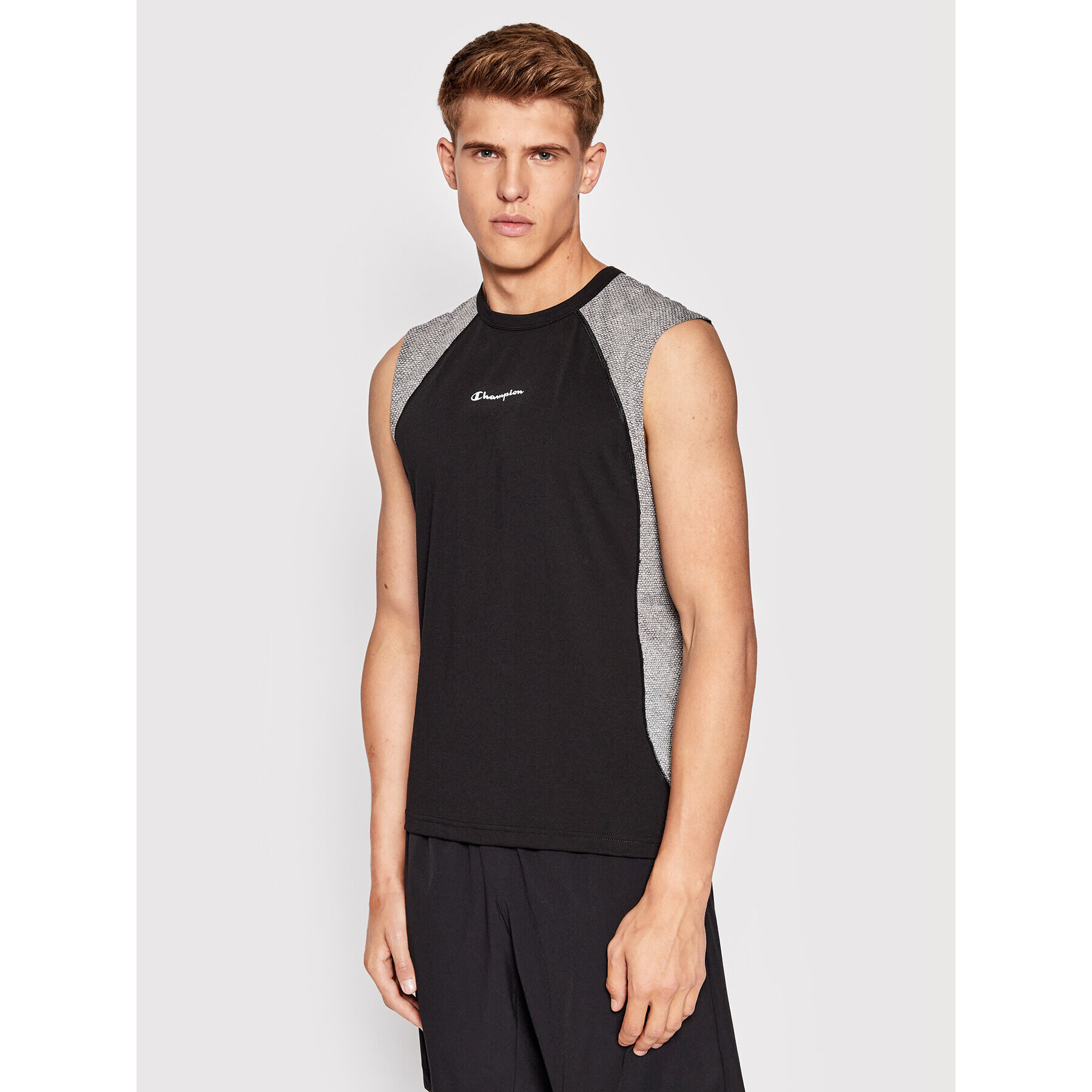 Champion Тениска от техническо трико 217099 Черен Athletic Fit - Pepit.bg