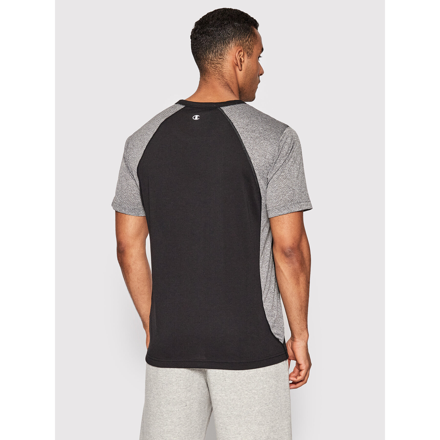 Champion Тениска от техническо трико Micro Mesh Insert 217111 Черен Athletic Fit - Pepit.bg