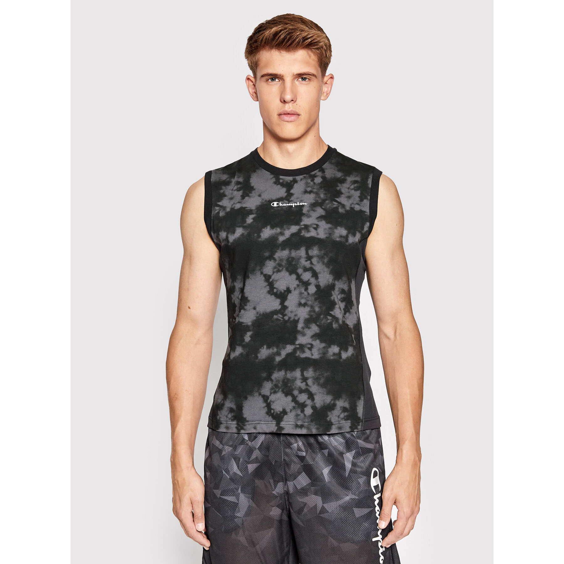 Champion Тениска от техническо трико Tie-Dye Reflective Script Logo 217138 Черен Athletic Fit - Pepit.bg