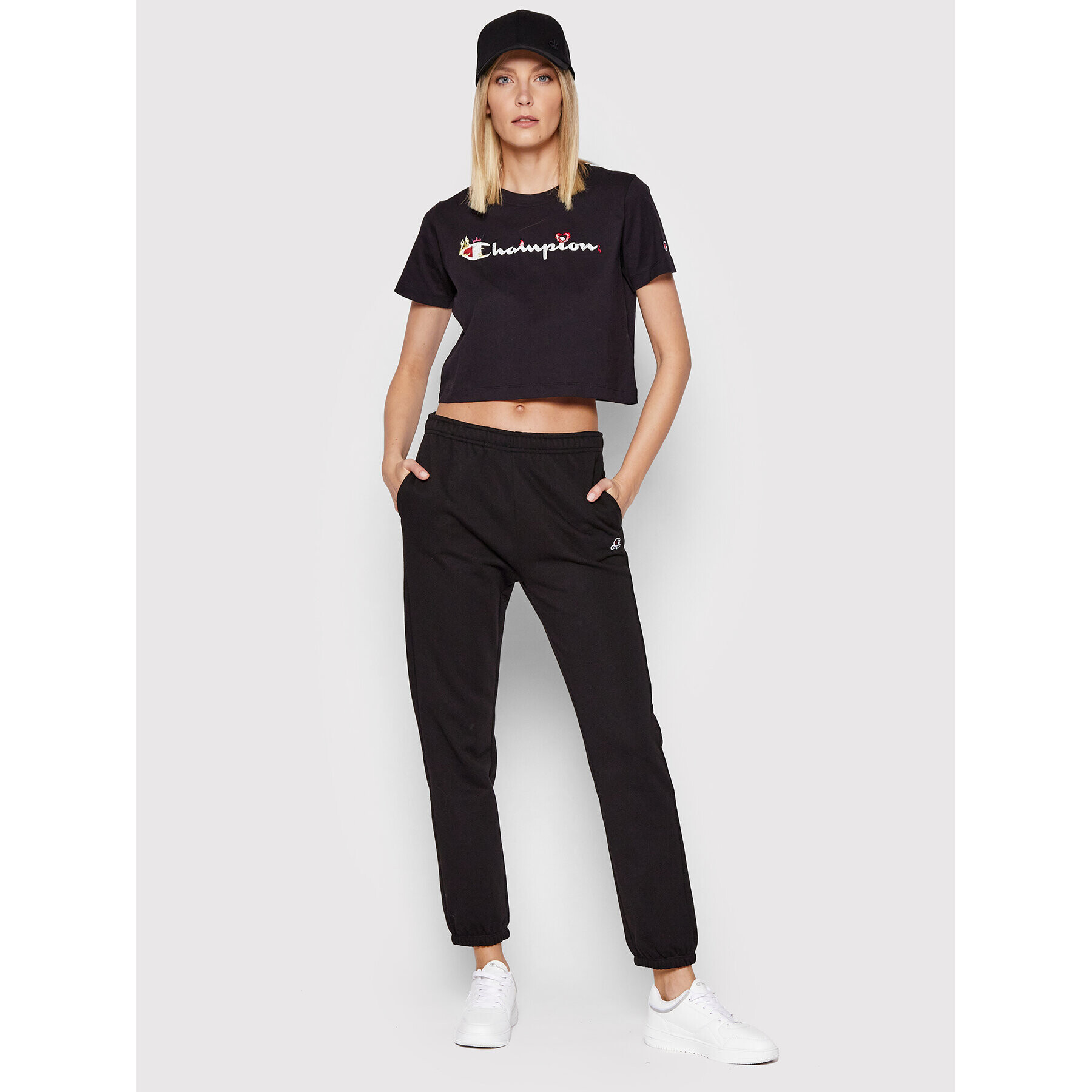 Champion Тишърт 115045 Черен Custom Fit - Pepit.bg
