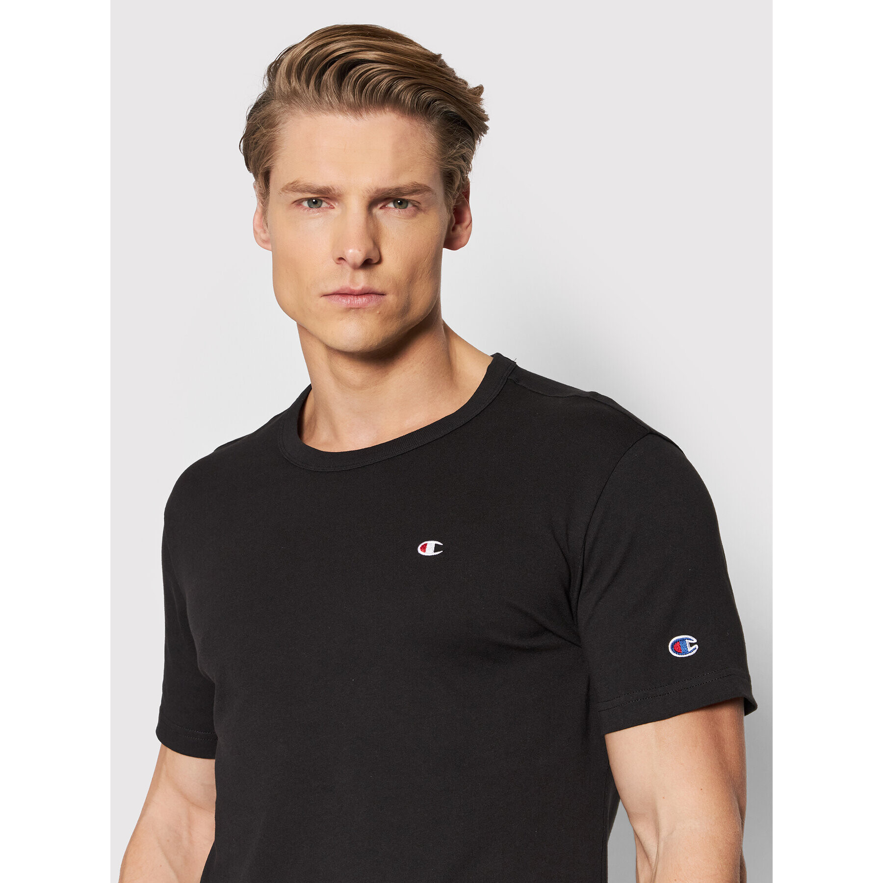 Champion Тишърт 212974 Черен Regular Fit - Pepit.bg