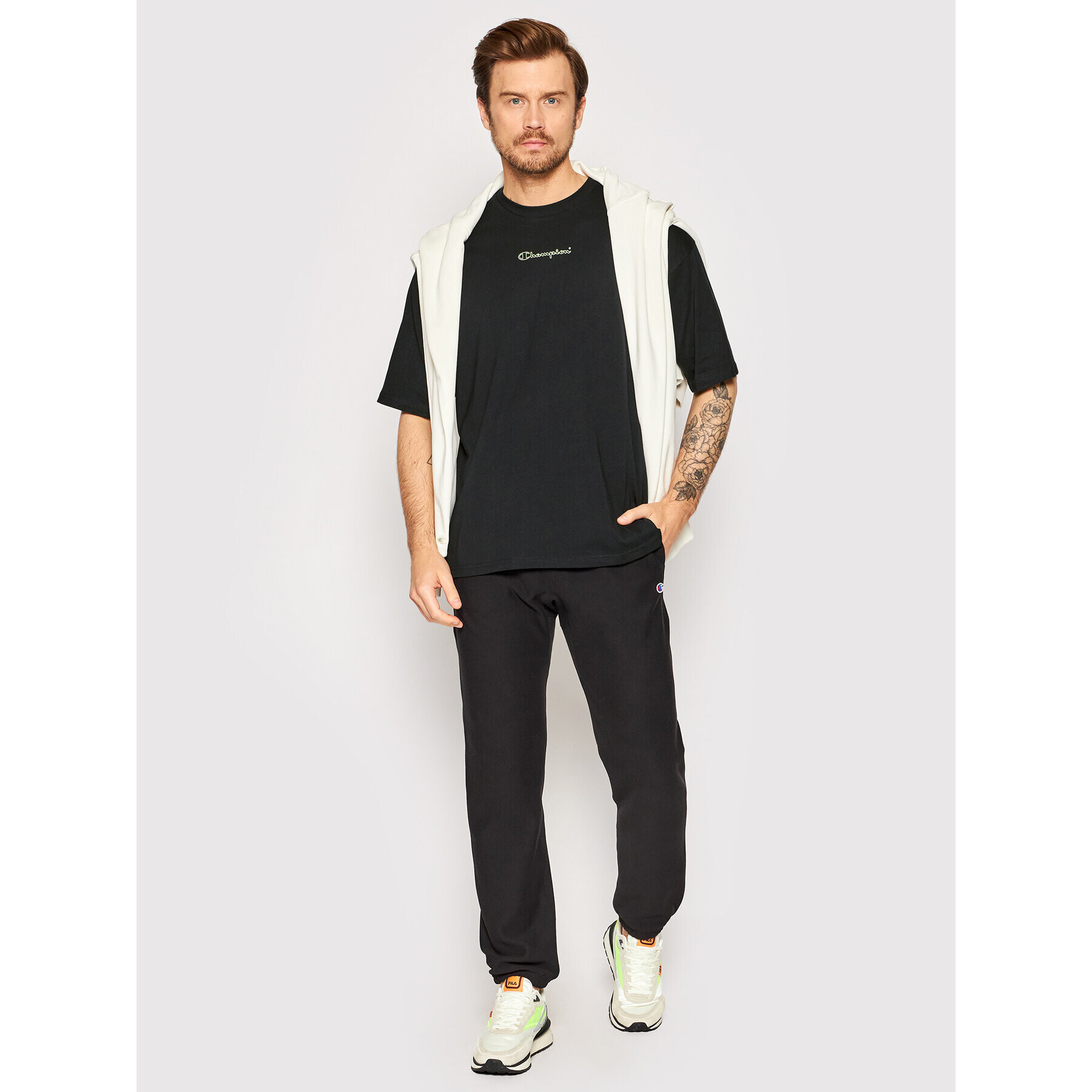 Champion Тишърт 217275 Черен Custom Fit - Pepit.bg
