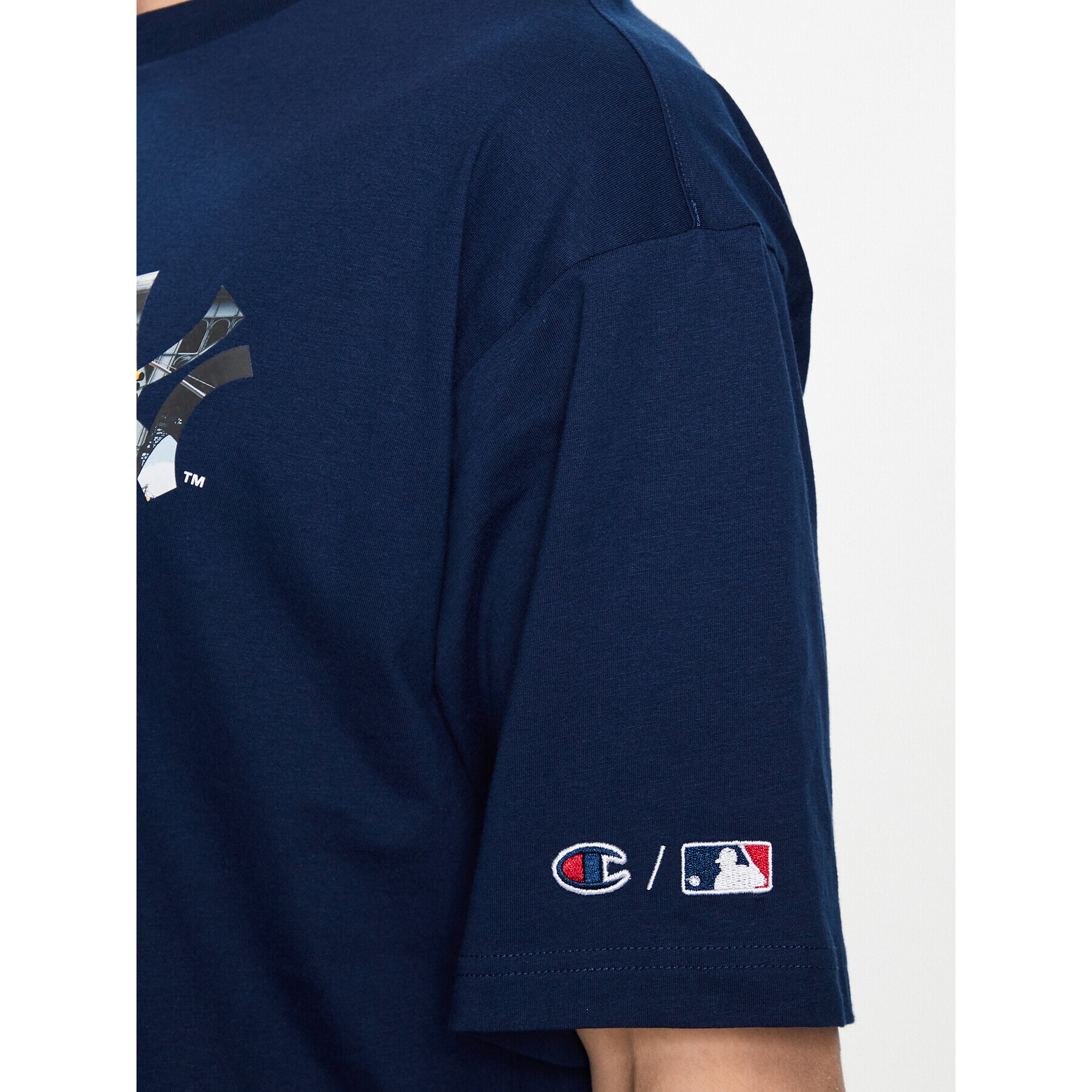 Champion Тишърт 218923 Тъмносин Relaxed Fit - Pepit.bg