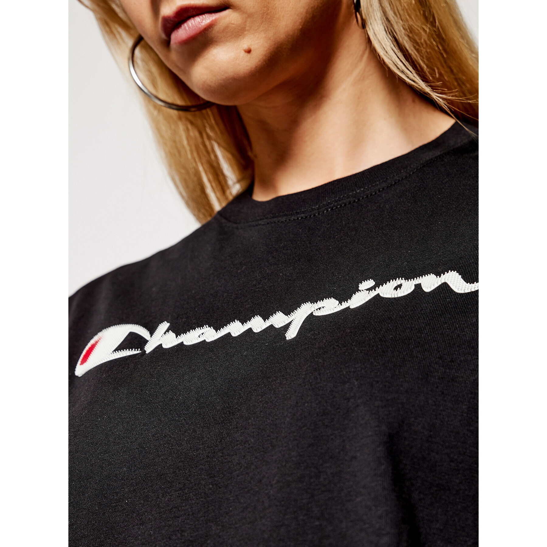 Champion Тишърт Athletic 113140 Черен Custom Fit - Pepit.bg