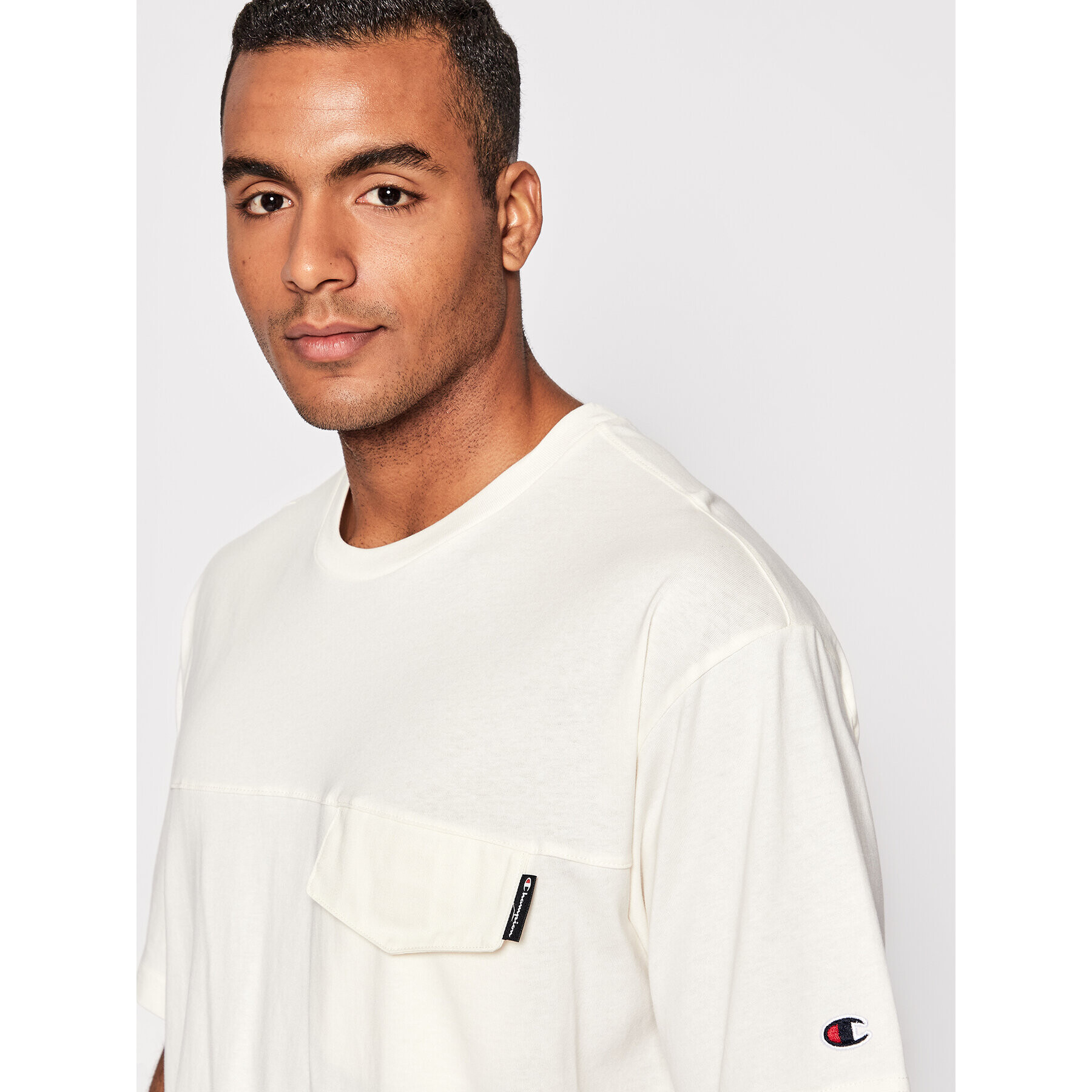 Champion Тишърт Back Embroidered Script Logo 217076 Бежов Custom Fit - Pepit.bg