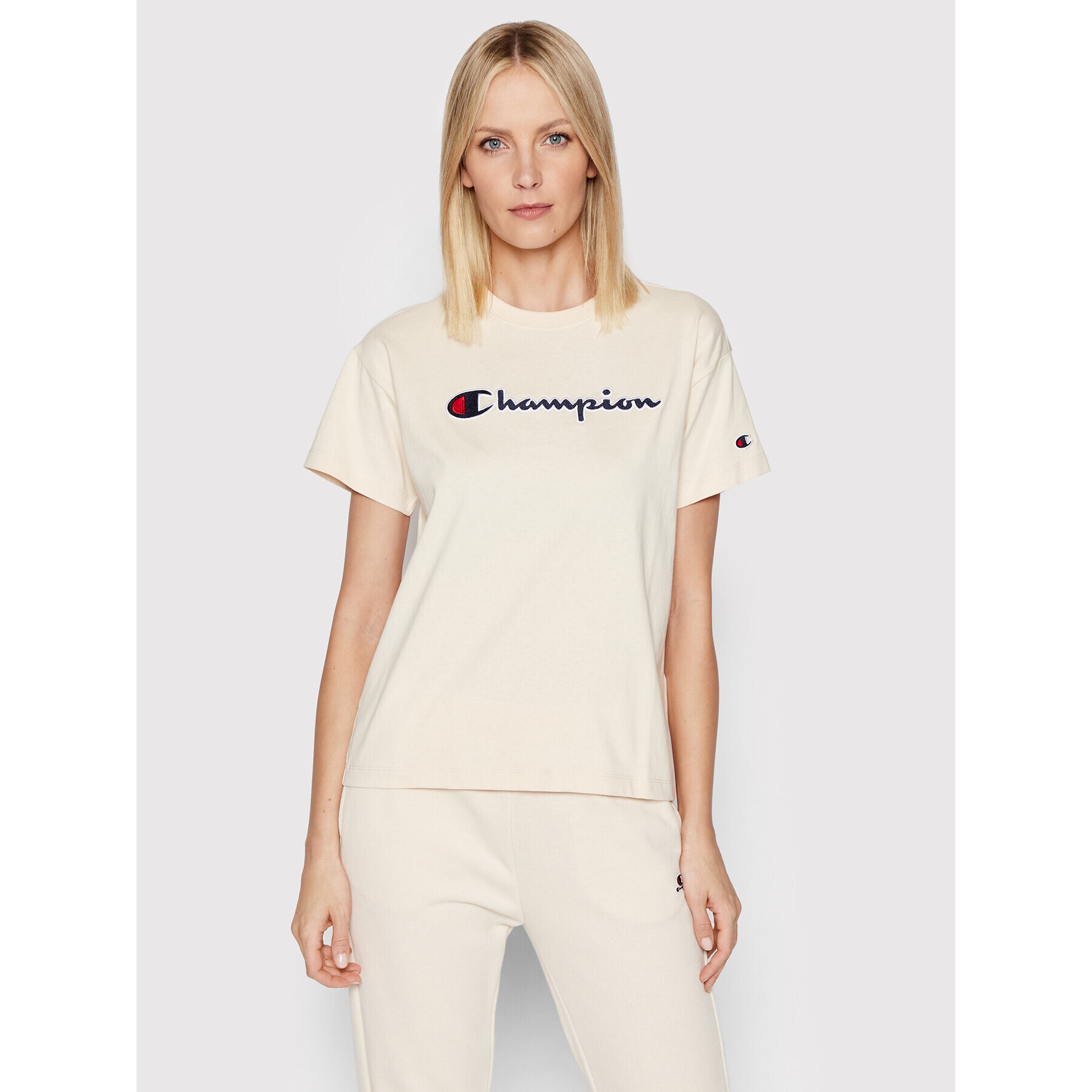 Champion Тишърт Big Script Logo 115351 Бежов Boxy Fit - Pepit.bg