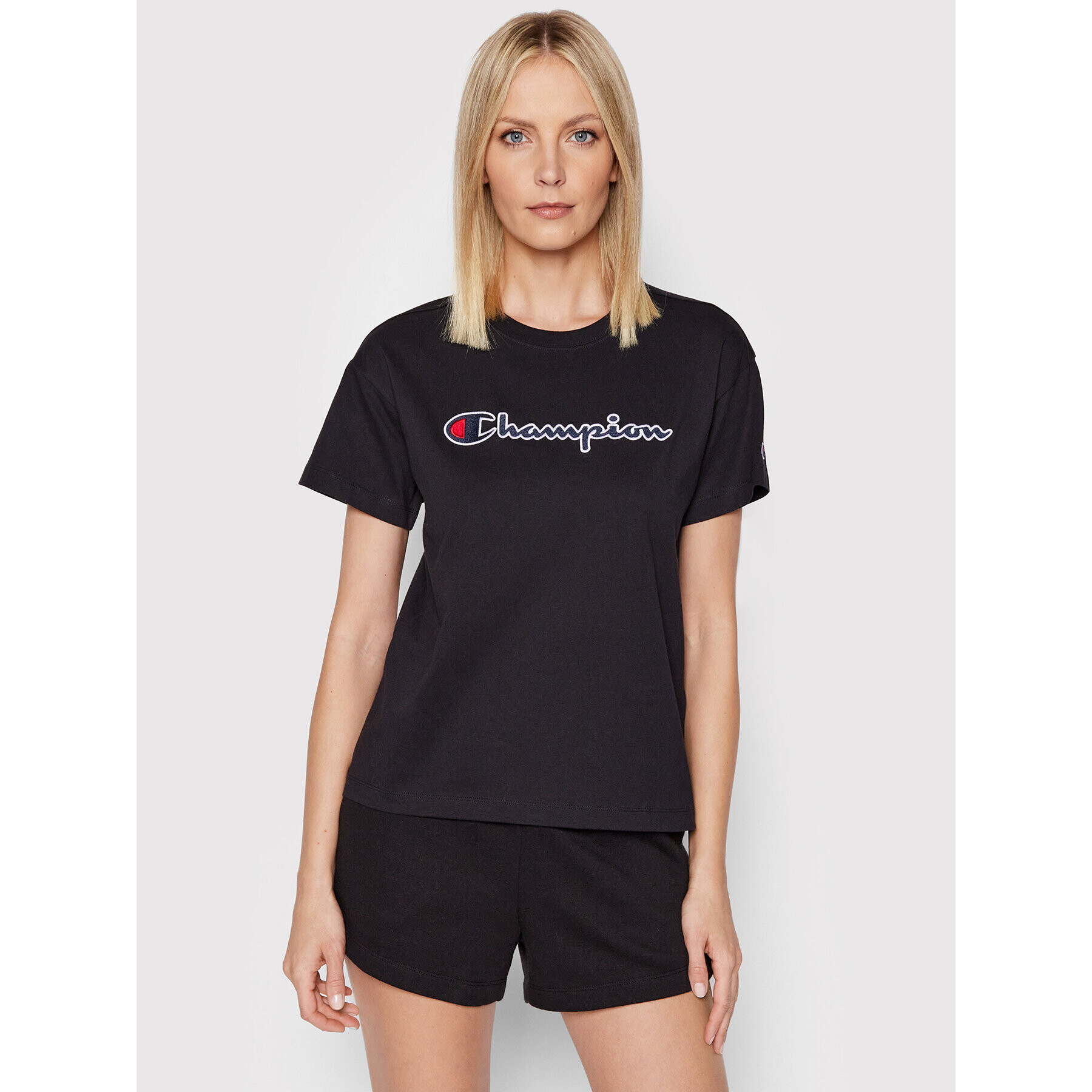 Champion Тишърт Big Script Logo 115351 Черен Boxy Fit - Pepit.bg