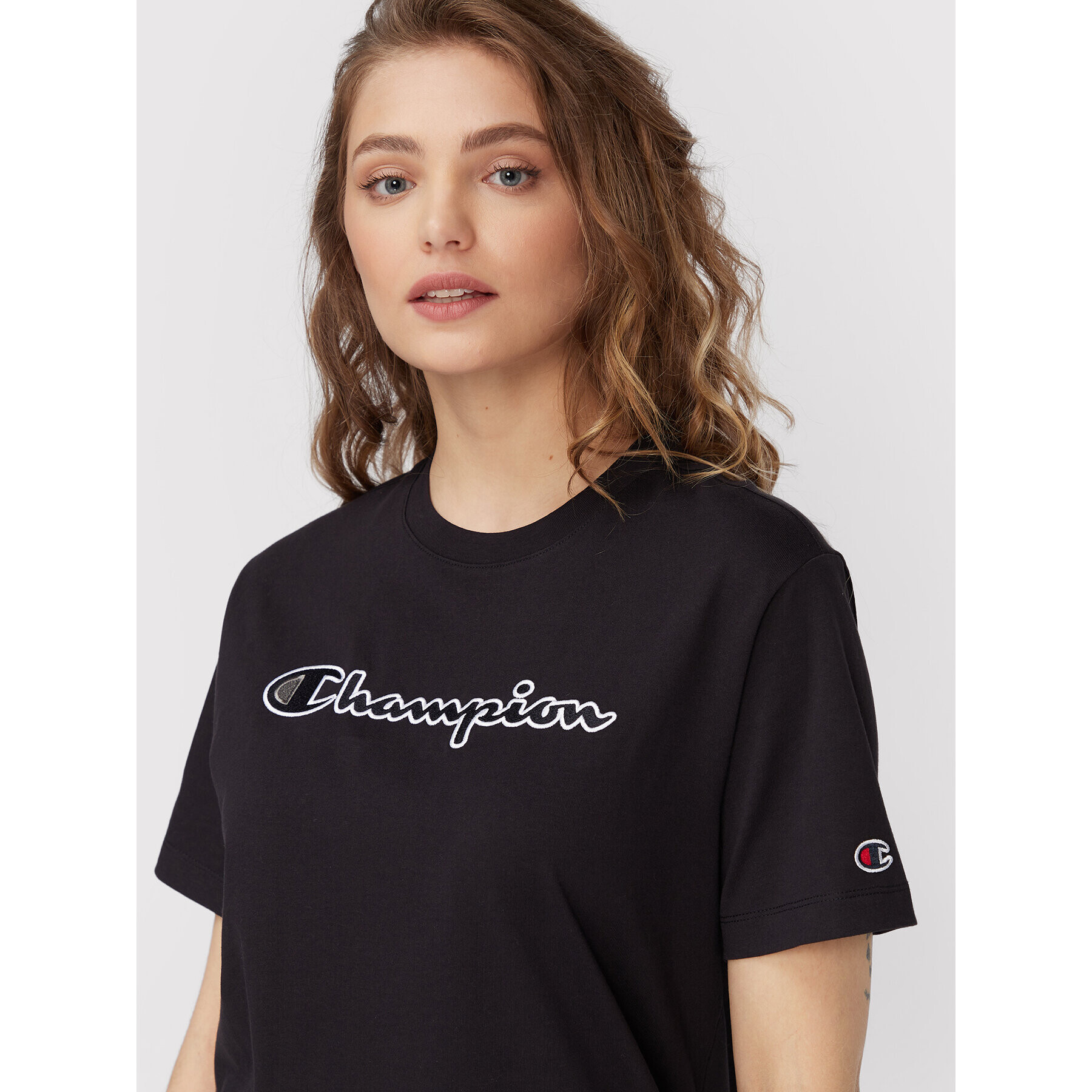 Champion Тишърт Big Script Logo 115496 Черен Relaxed Fit - Pepit.bg