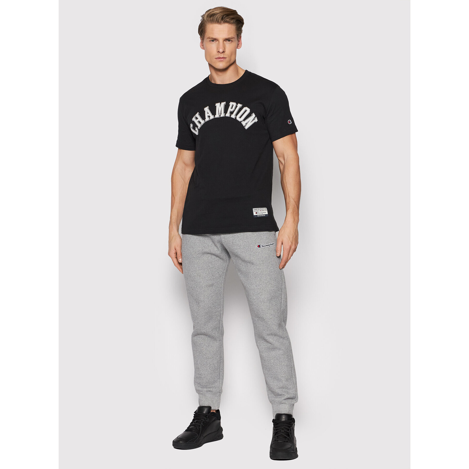 Champion Тишърт Collegiate Logo 216575 Черен Regular Fit - Pepit.bg