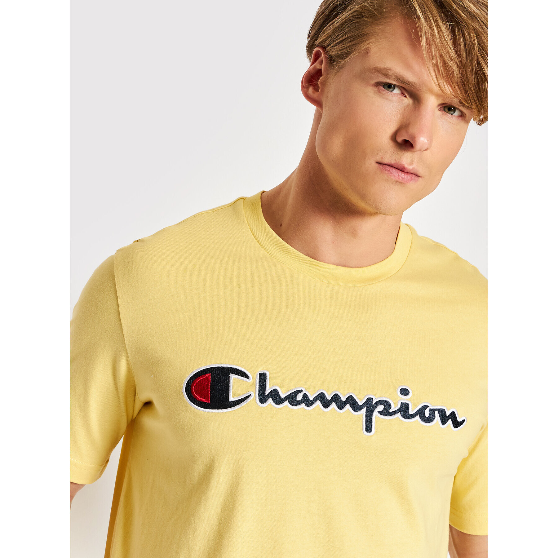 Champion Тишърт Embroidered 217814 Жълт Regular Fit - Pepit.bg