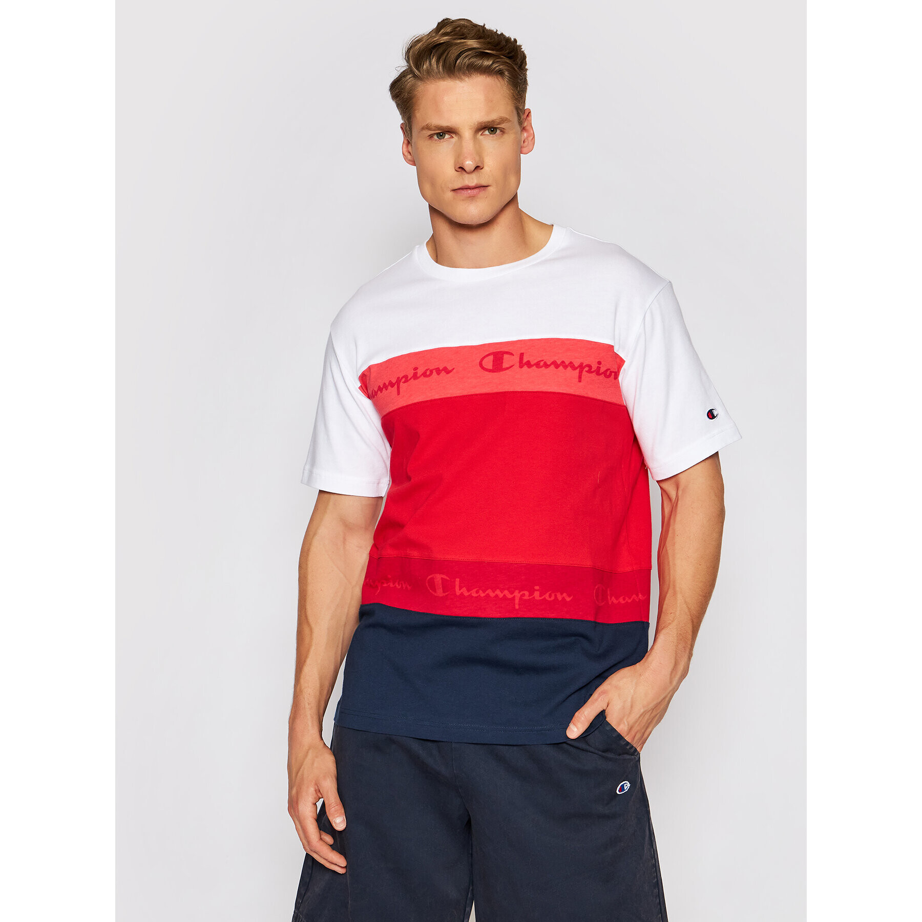 Champion Тишърт Graphic 215948 Червен Comfort Fit - Pepit.bg