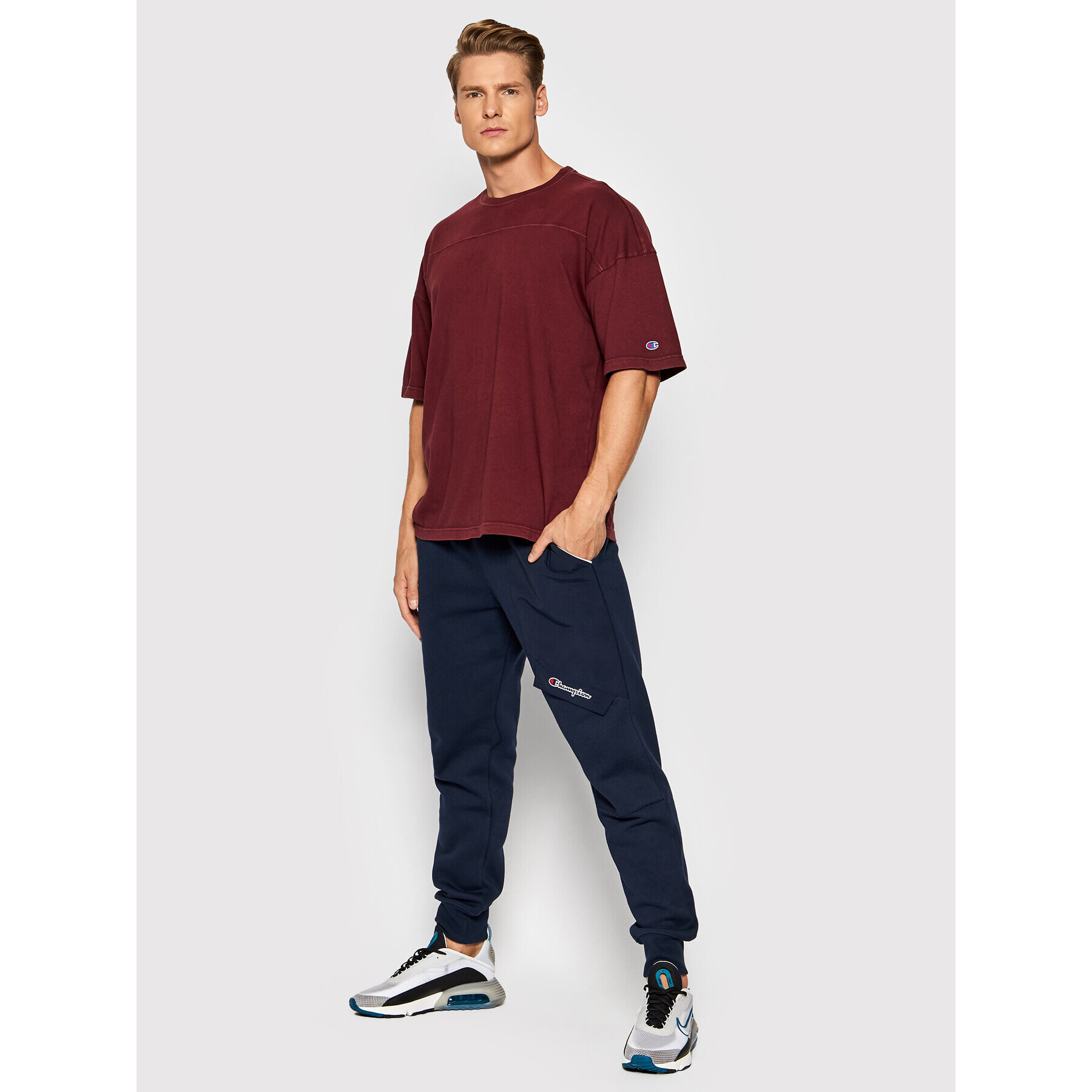 Champion Тишърт Logo 216492 Бордо Relaxed Fit - Pepit.bg