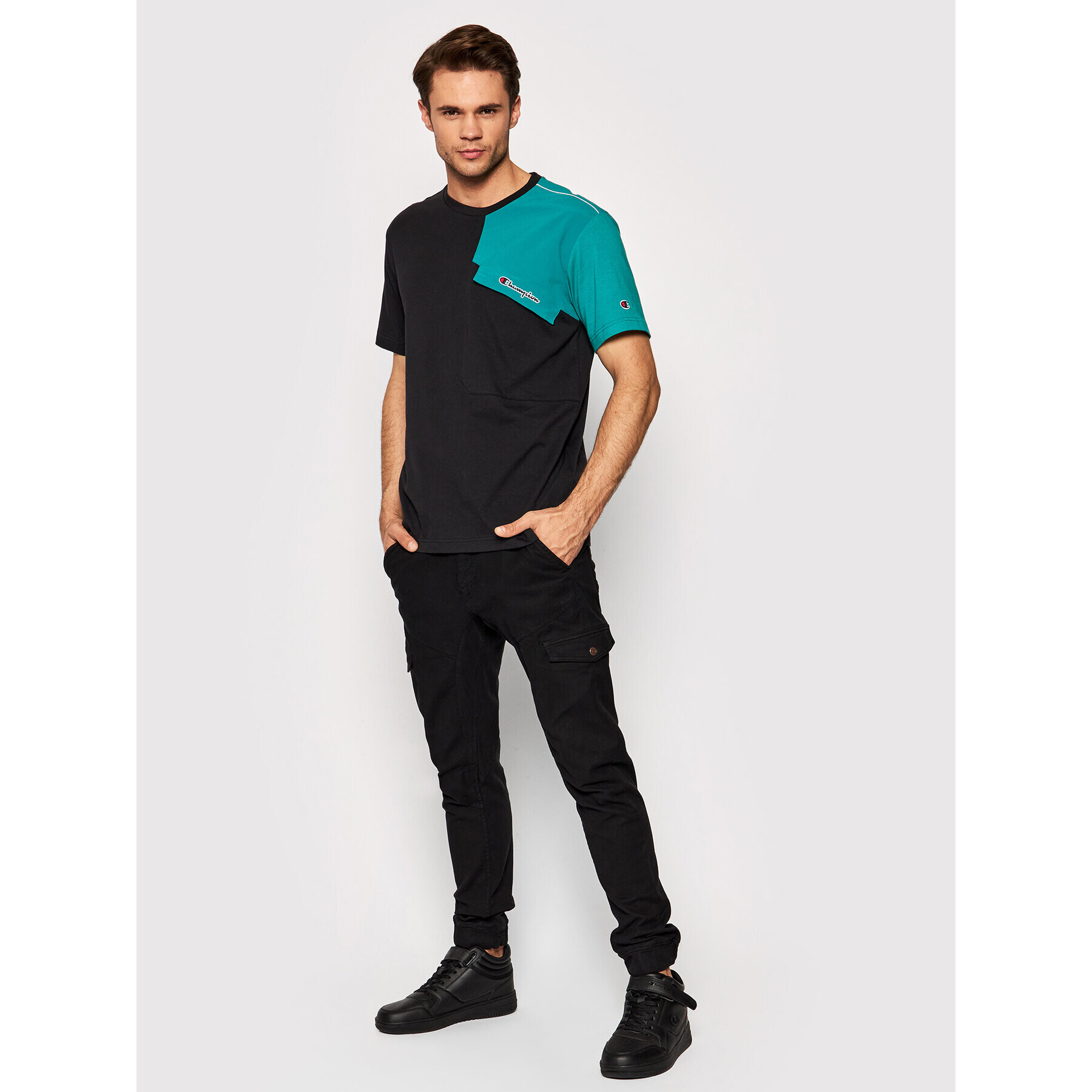 Champion Тишърт Patchwork 216558 Черен Comfort Fit - Pepit.bg