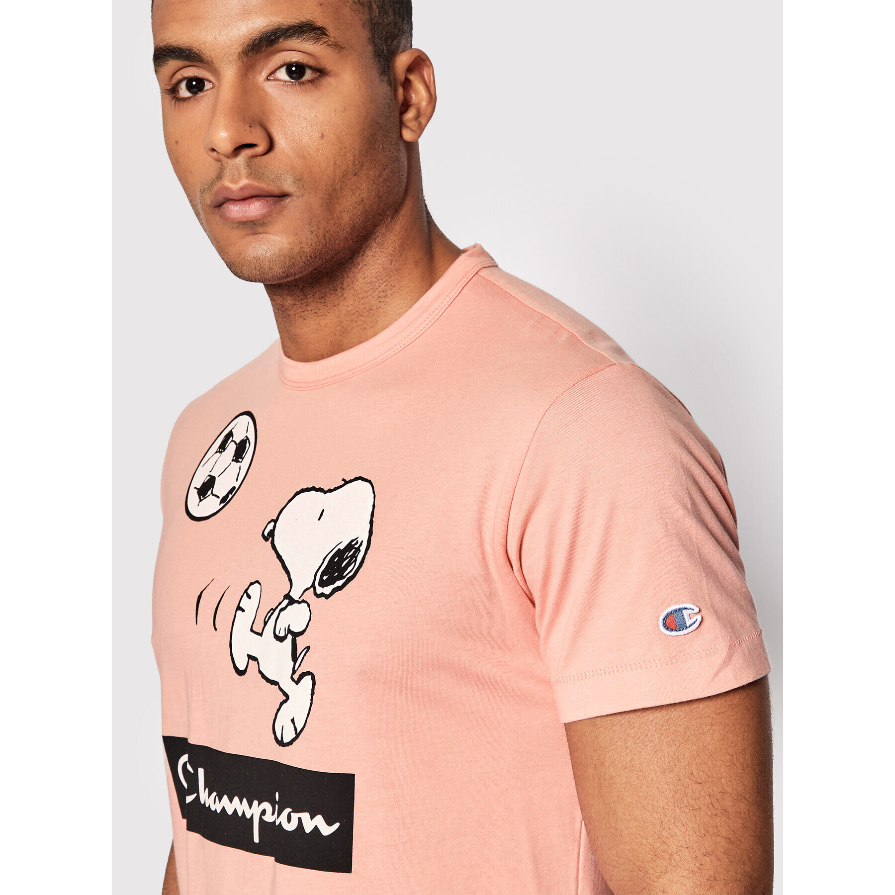 Champion Тишърт Peanuts™ Graphic 217808 Розов Regular Fit - Pepit.bg