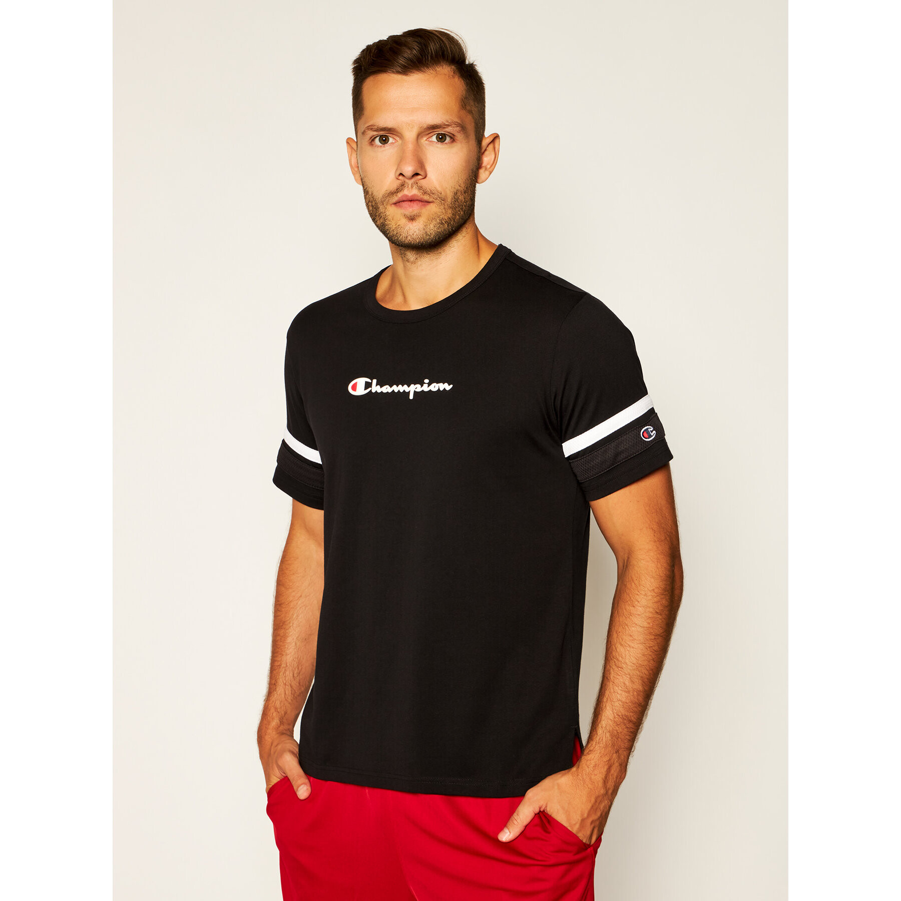 Champion Тишърт Scripe Detail Script Logo 214267 Черен Comfort Fit - Pepit.bg