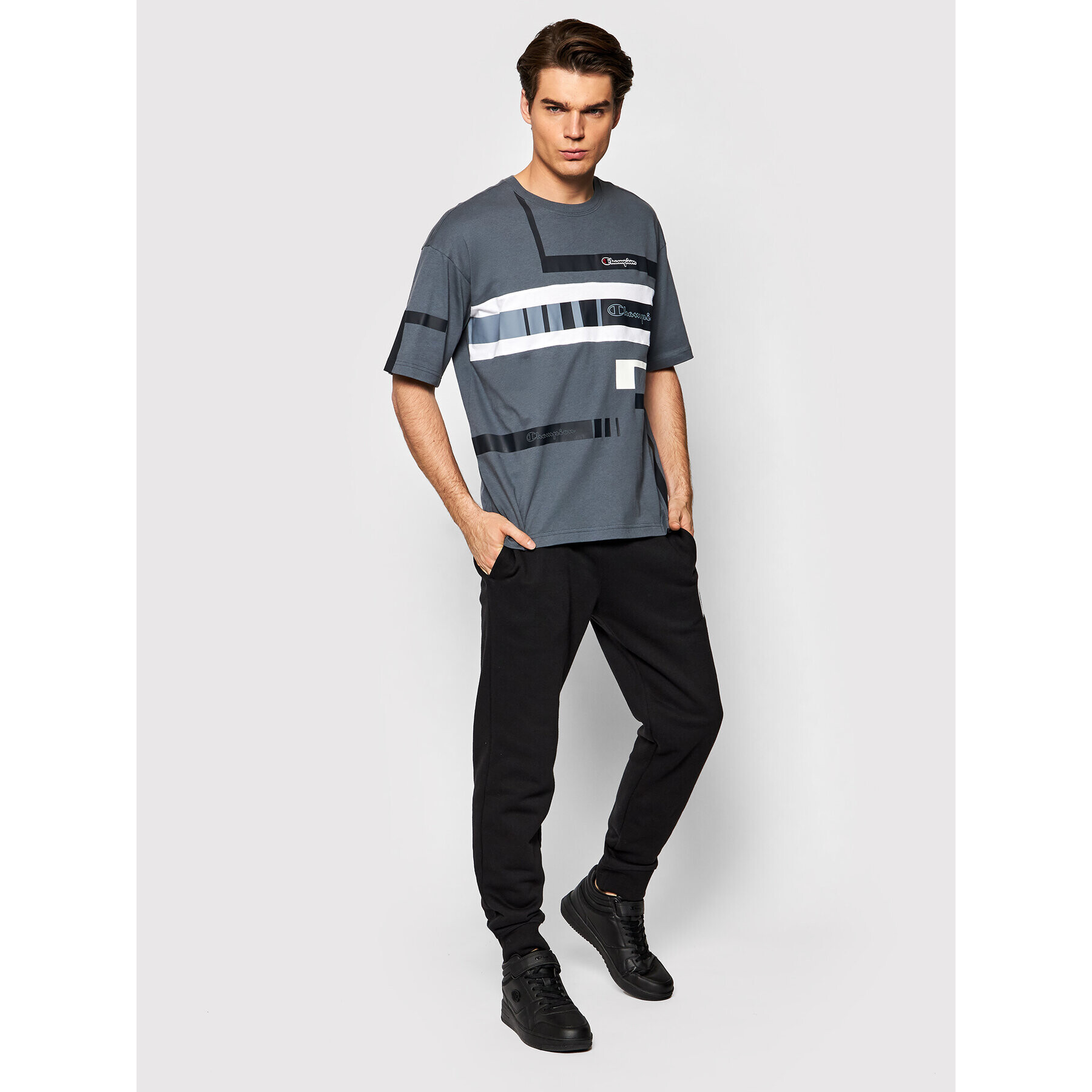 Champion Тишърт Script Logo 216487 Сив Custom Fit - Pepit.bg