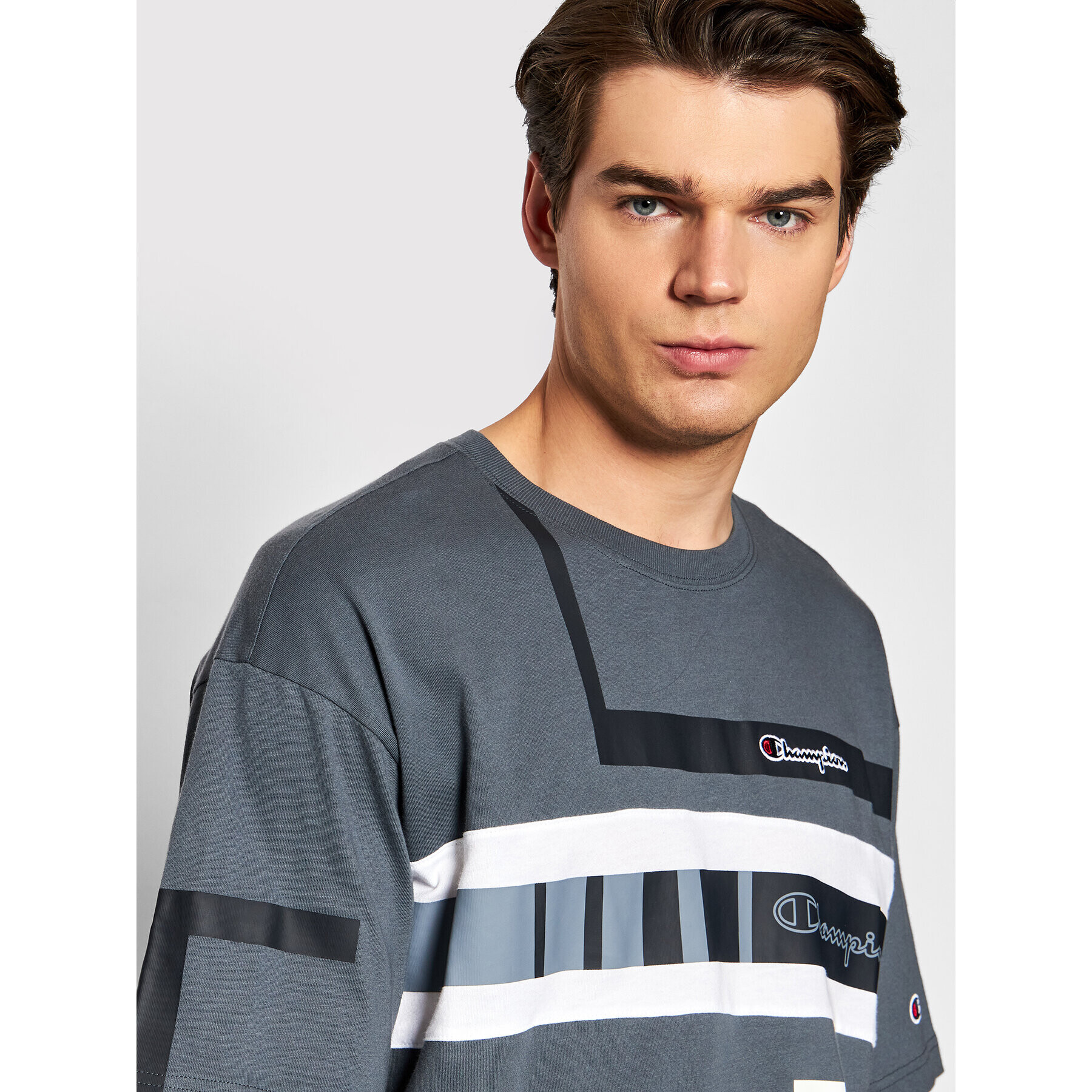 Champion Тишърт Script Logo 216487 Сив Custom Fit - Pepit.bg