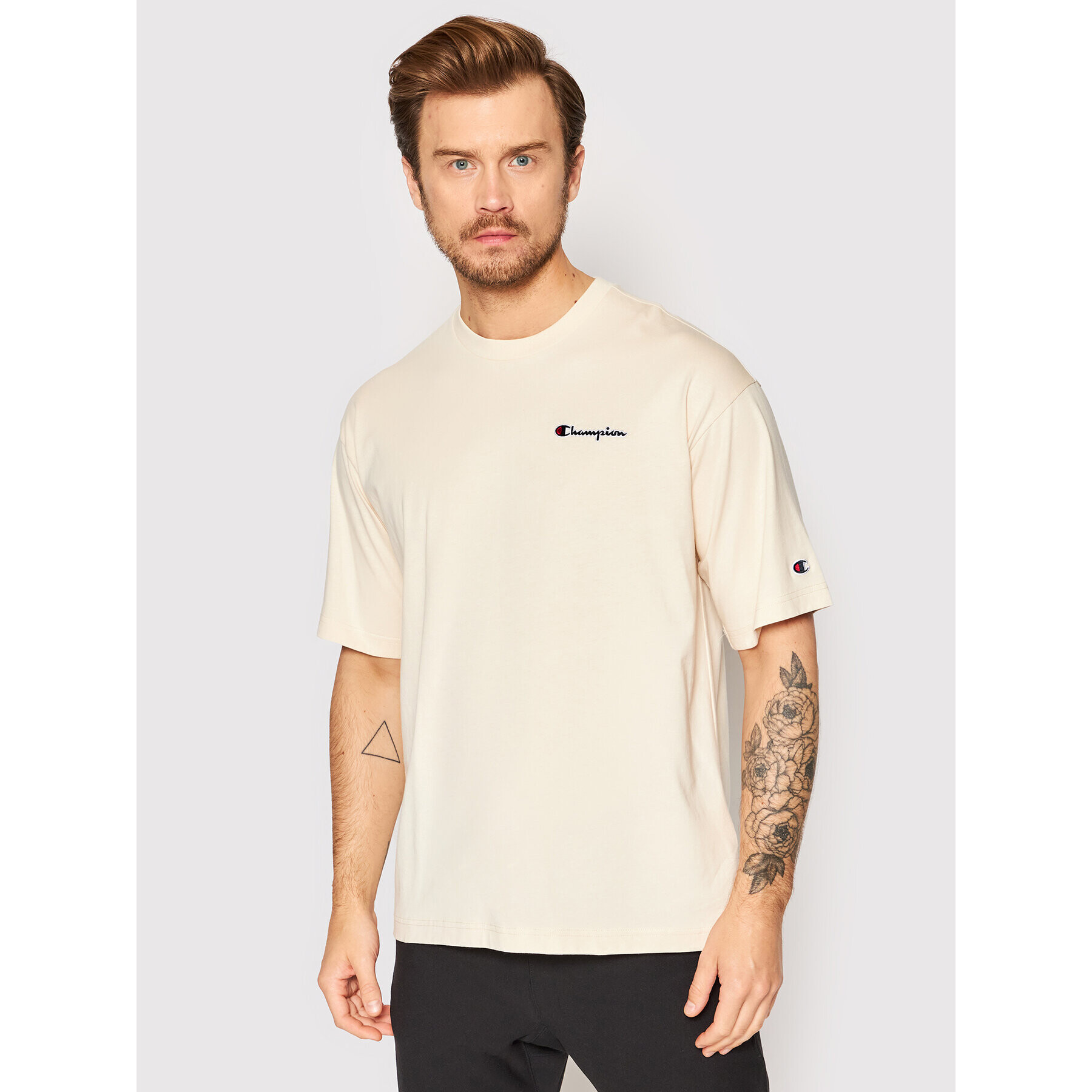 Champion Тишърт Script Logo 217071 Бежов Regular Fit - Pepit.bg