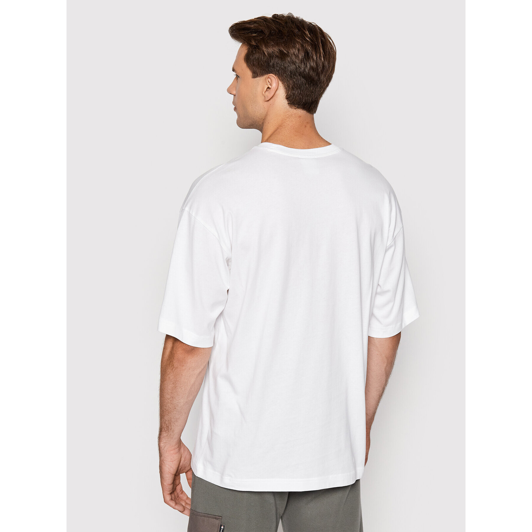 Champion Тишърт Script Logo 217071 Бял Comfort Fit - Pepit.bg