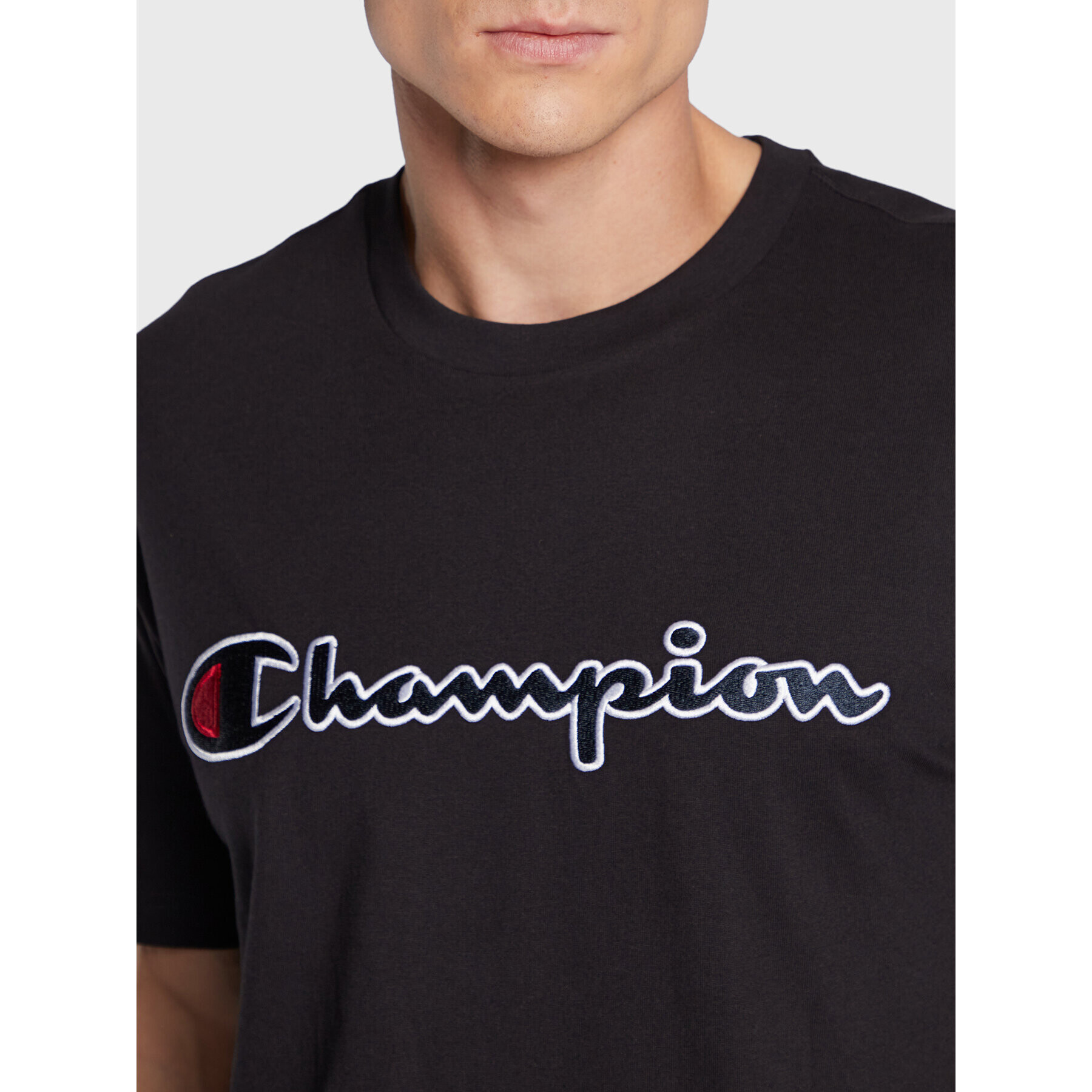 Champion Тишърт Script Logo Embroidery 218007 Черен Regular Fit - Pepit.bg