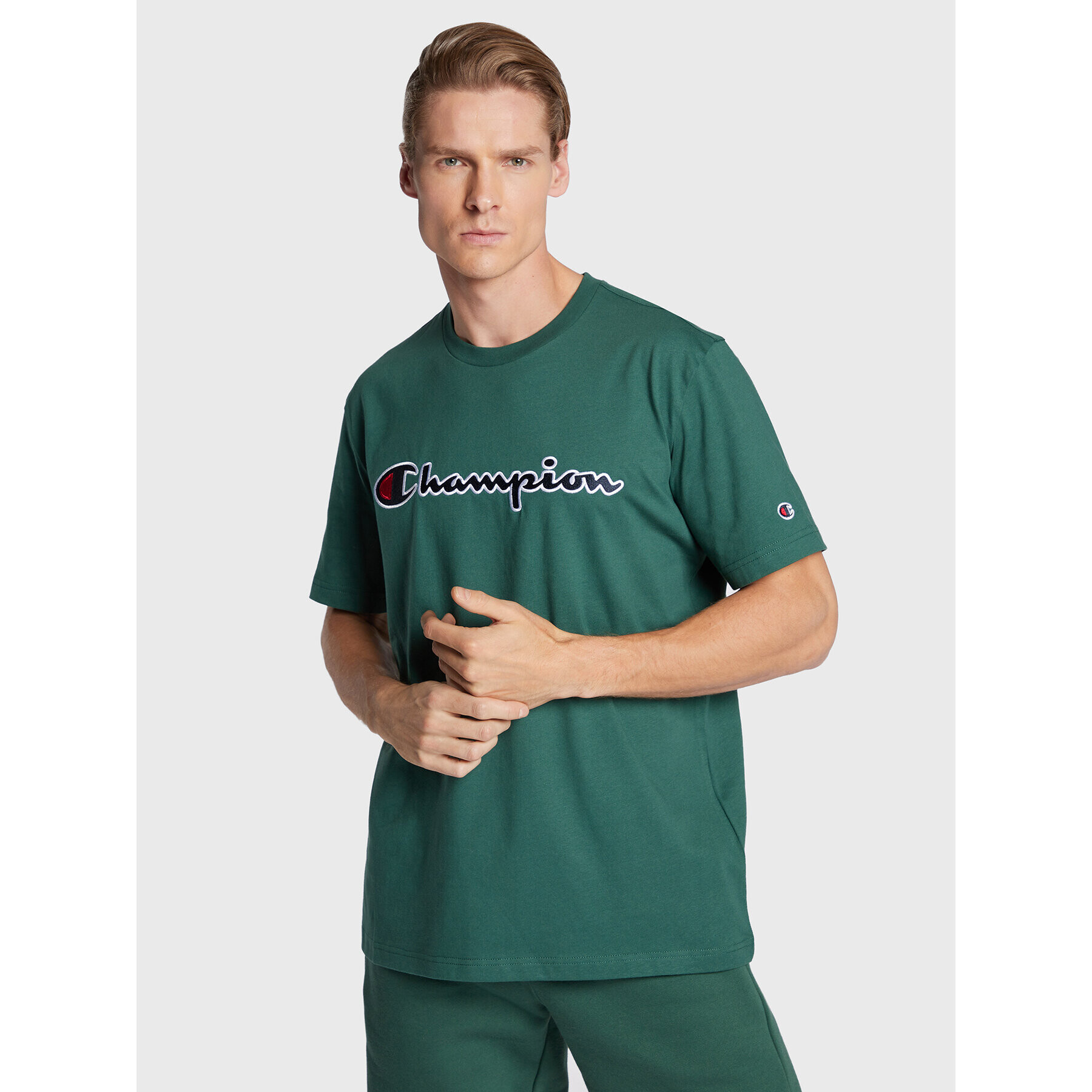 Champion Тишърт Script Logo Embroidery 218007 Зелен Regular Fit - Pepit.bg