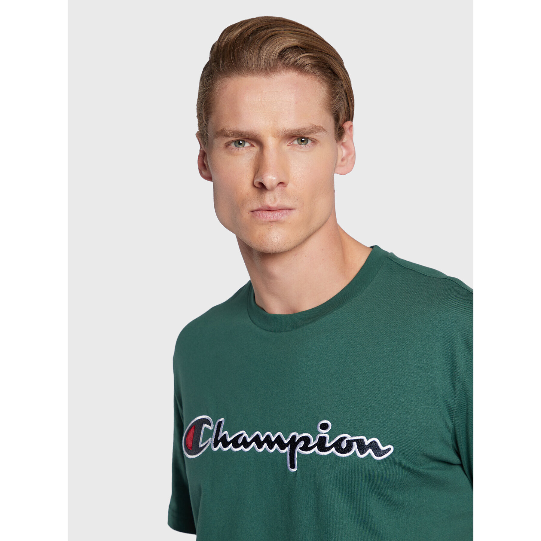 Champion Тишърт Script Logo Embroidery 218007 Зелен Regular Fit - Pepit.bg