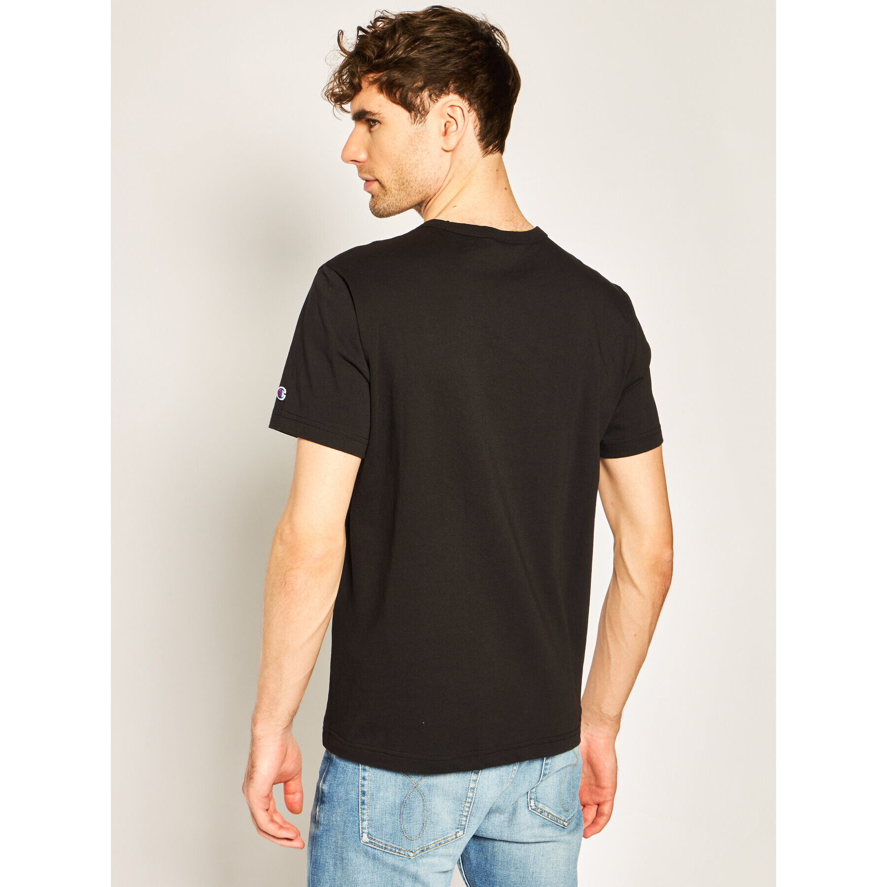 Champion Тишърт Small C Logo 214674 Черен Custom Fit - Pepit.bg