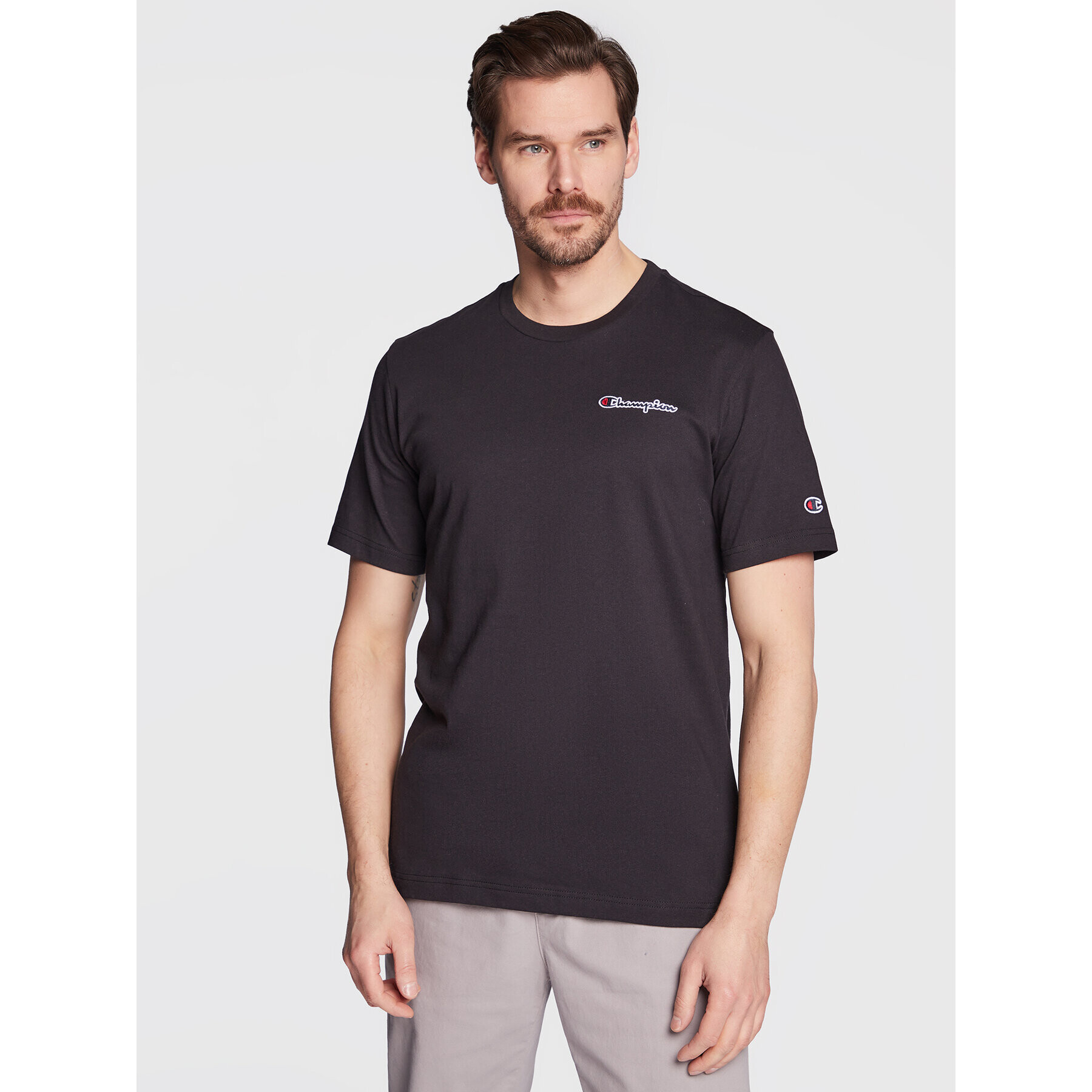 Champion Тишърт Small Script Logo Embroidery 218006 Черен Regular Fit - Pepit.bg