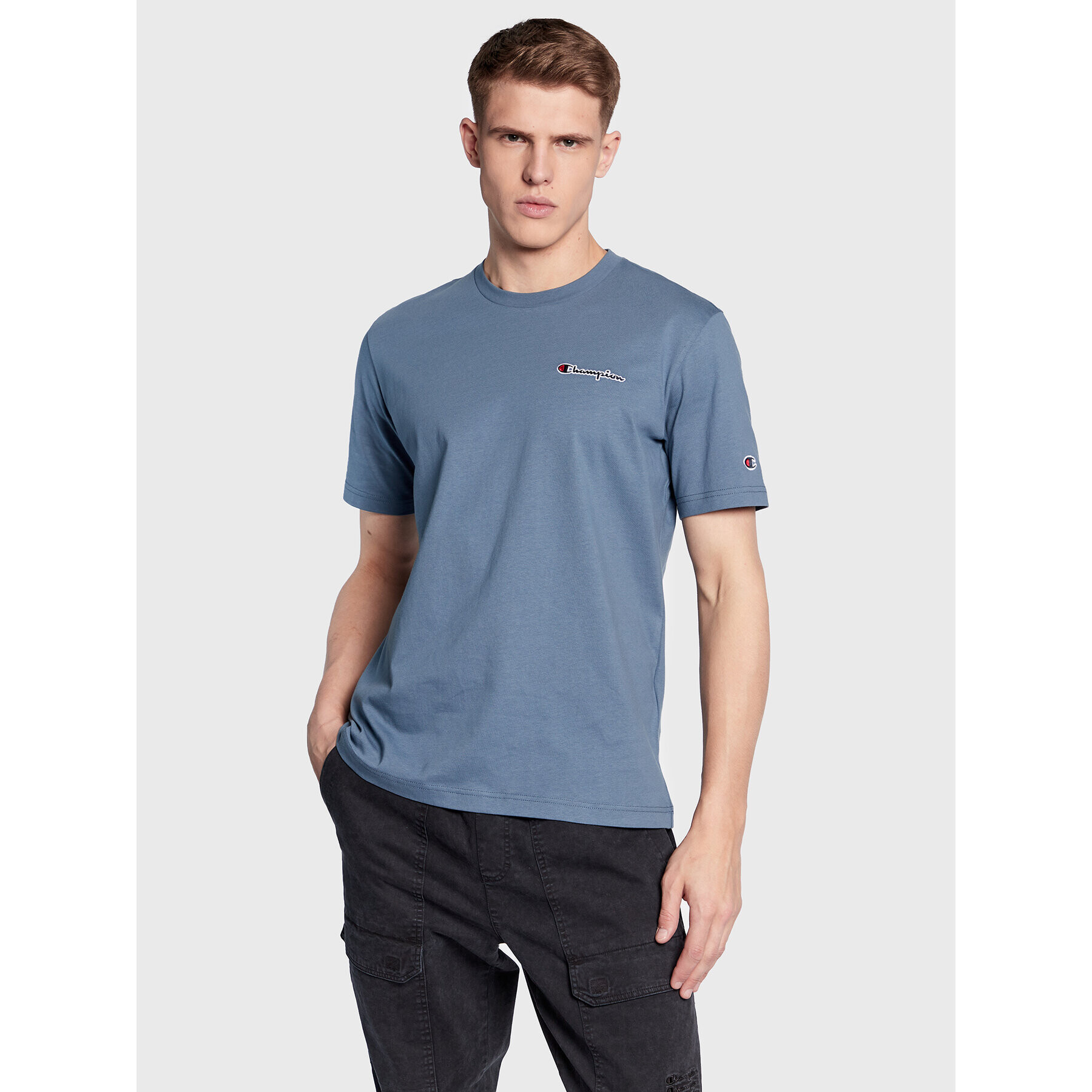Champion Тишърт Small Script Logo Embroidery 218006 Син Regular Fit - Pepit.bg