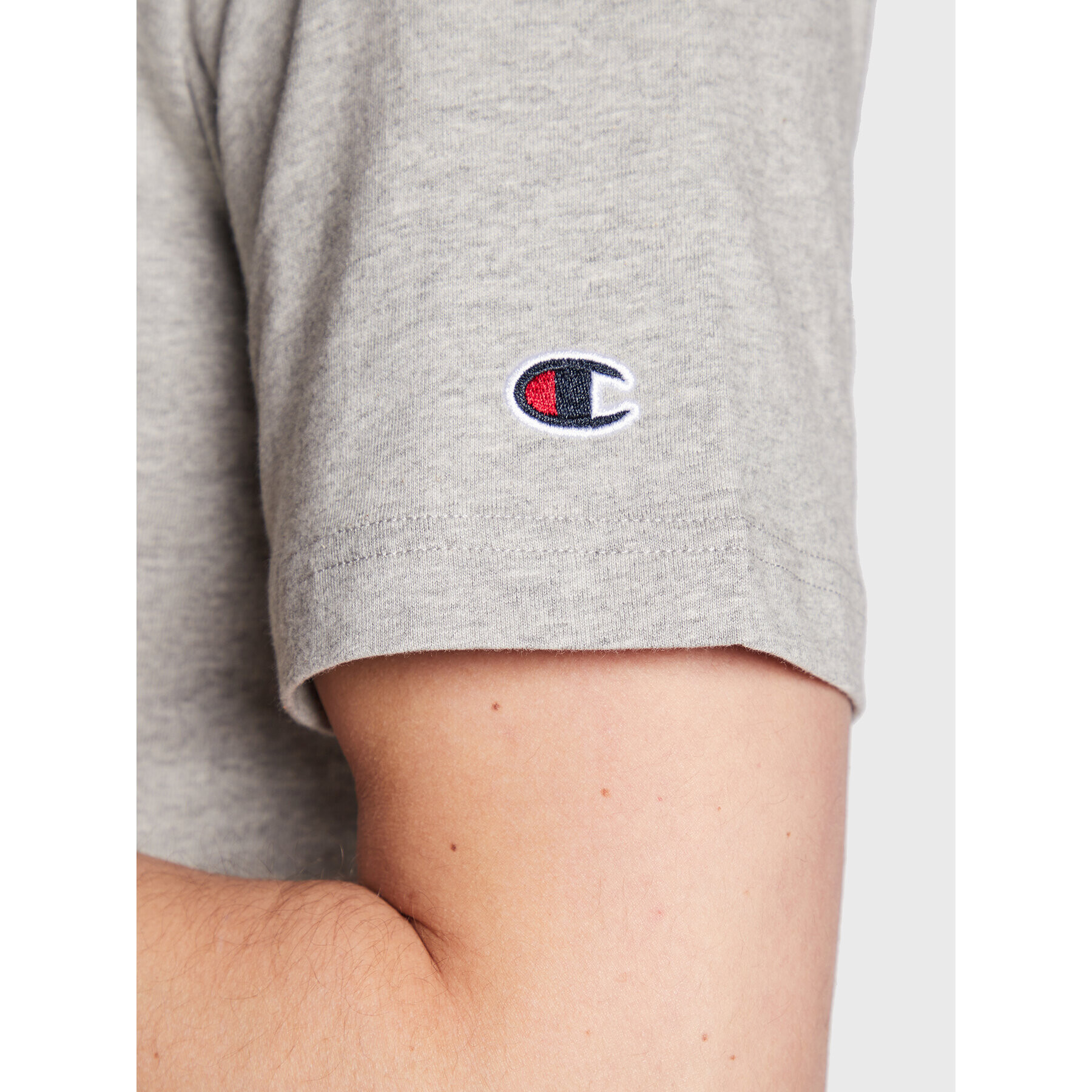 Champion Тишърт Small Script Logo Embroidery 218006 Сив Regular Fit - Pepit.bg