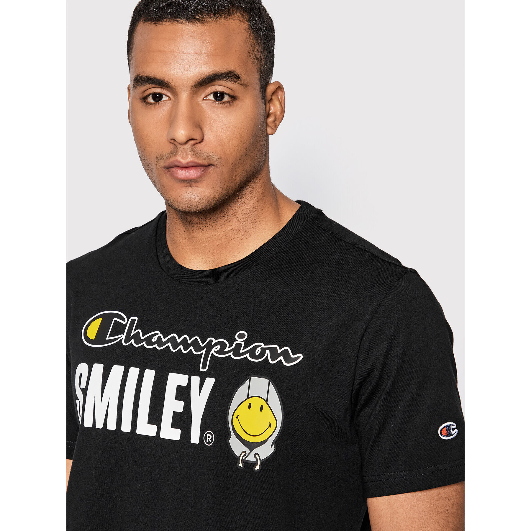 Champion Тишърт SMILEY 218221 Черен Regular Fit - Pepit.bg