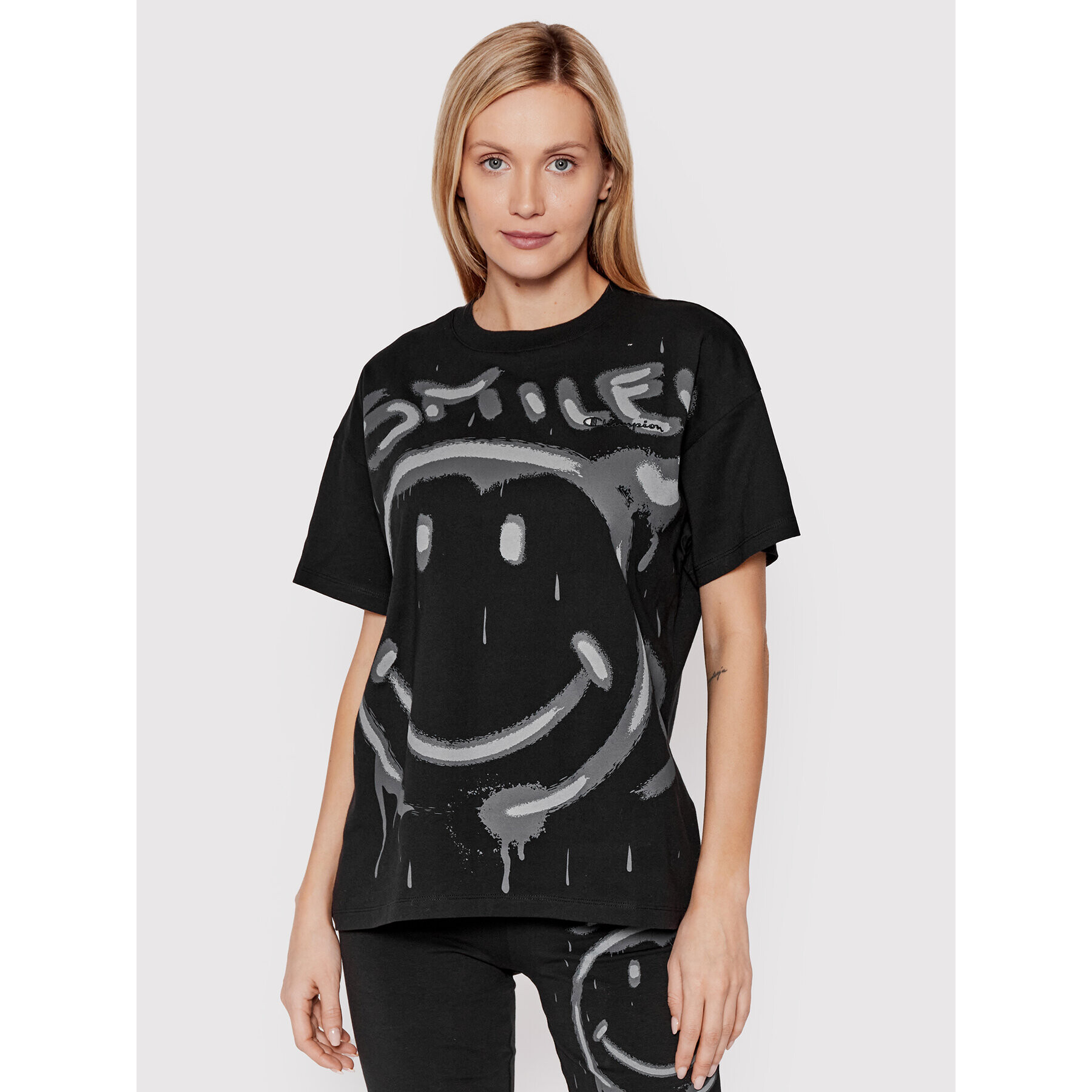 Champion Тишърт SMILEY 50th Anniversary Edition Graffiti Print 115937 Черен Custom Fit - Pepit.bg