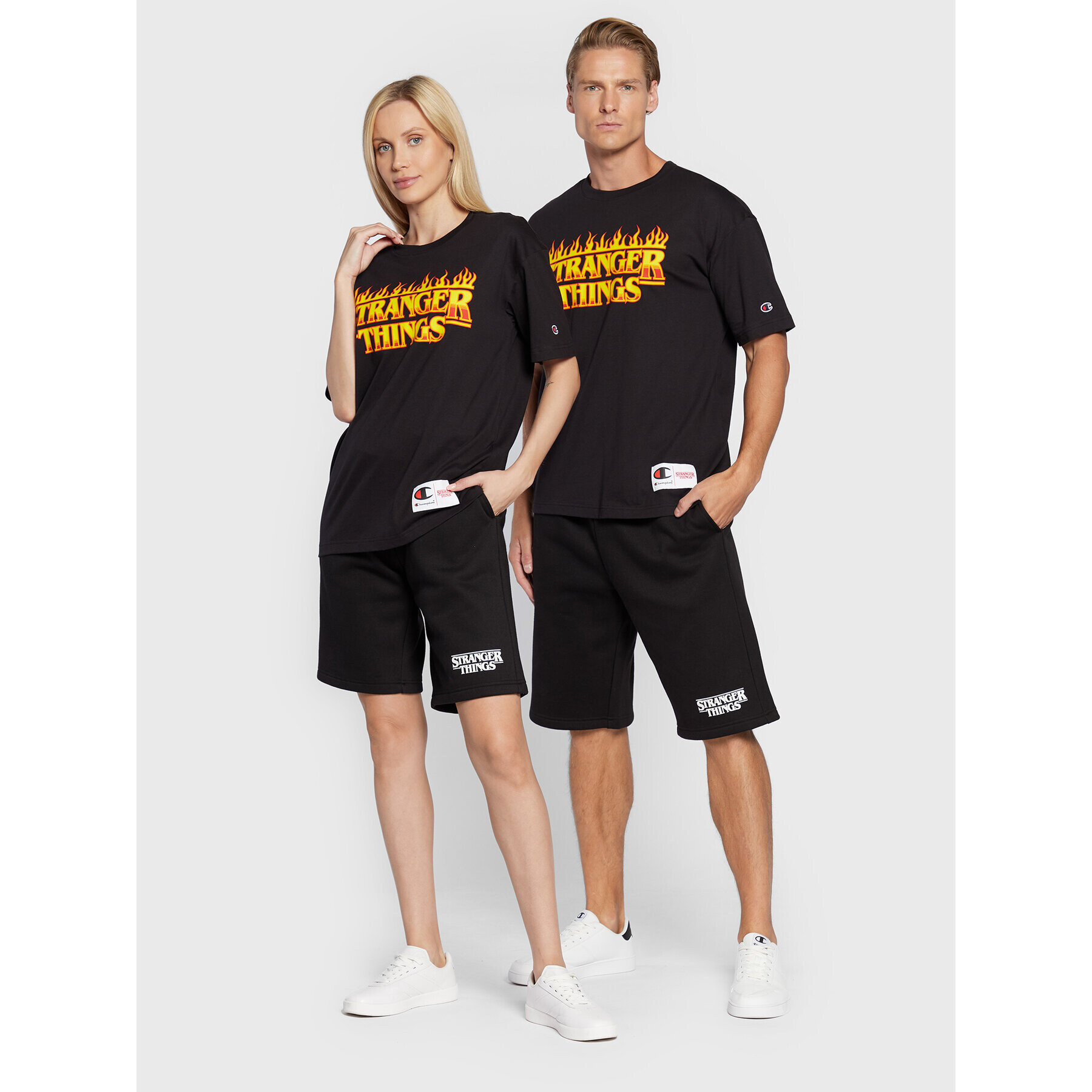 Champion Тишърт STRANGER THINGS Unisex 217791 Черен Custom Fit - Pepit.bg