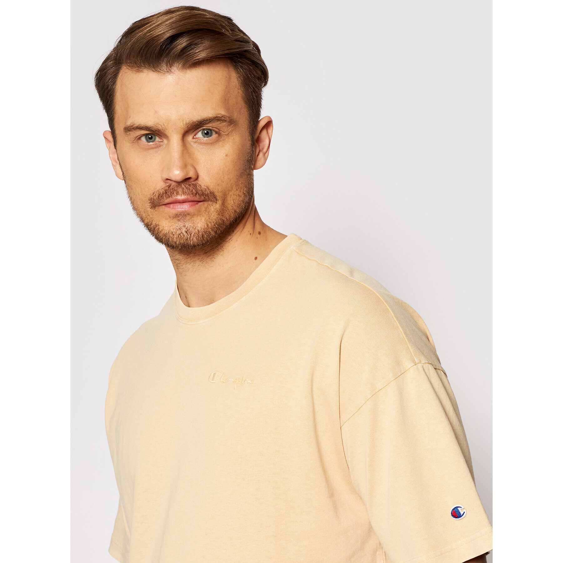 Champion Тишърт Unisex Crewneck 216205 Бежов Oversize - Pepit.bg