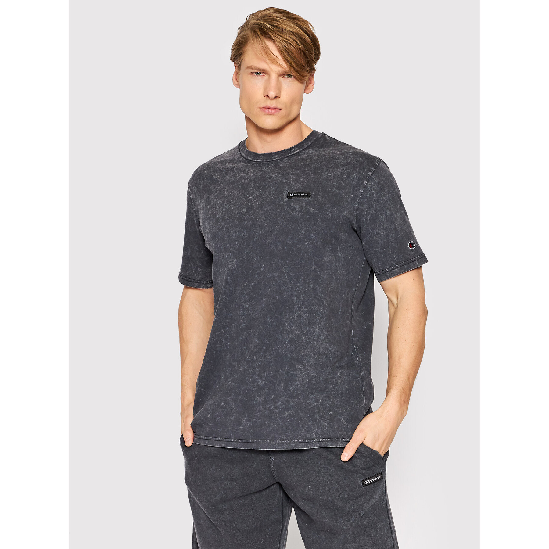 Champion Тишърт Urban Leisure 217088 Черен Regular Fit - Pepit.bg