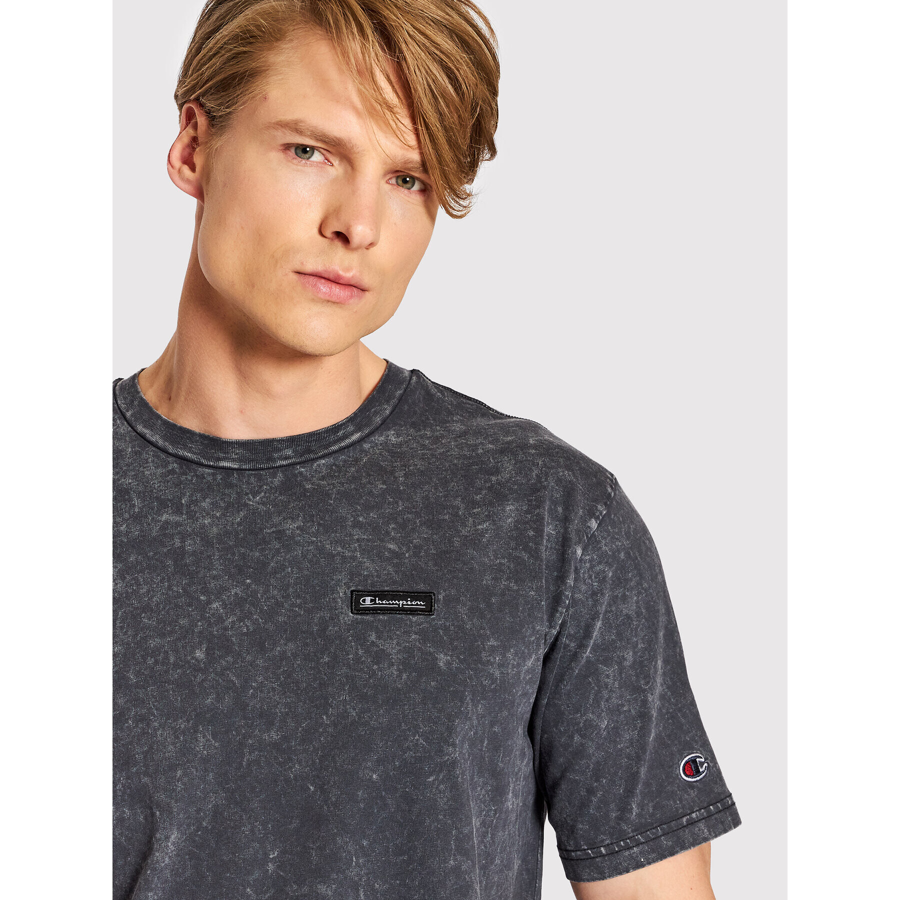 Champion Тишърт Urban Leisure 217088 Черен Regular Fit - Pepit.bg