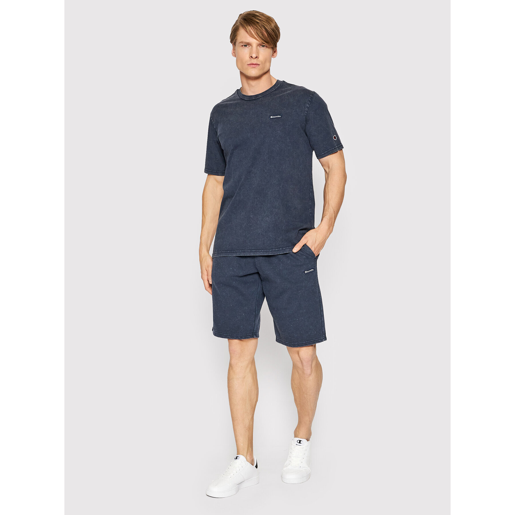 Champion Тишърт Urban Leisure 217088 Тъмносин Regular Fit - Pepit.bg