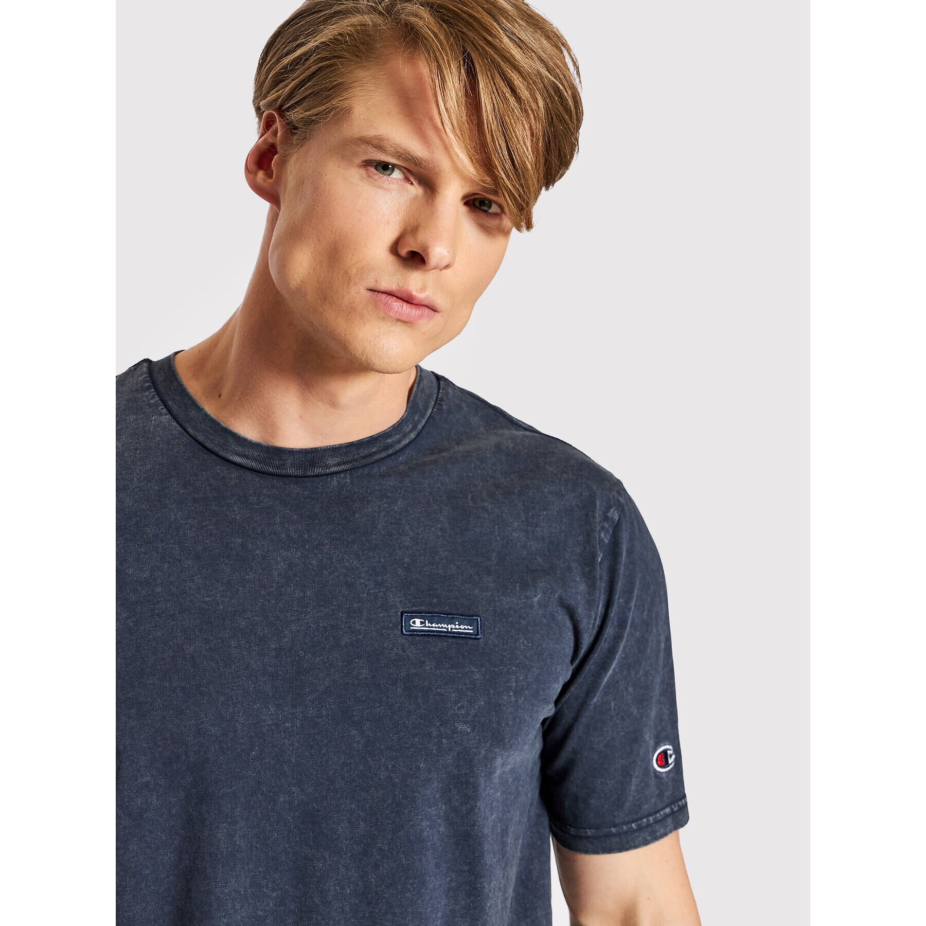 Champion Тишърт Urban Leisure 217088 Тъмносин Regular Fit - Pepit.bg