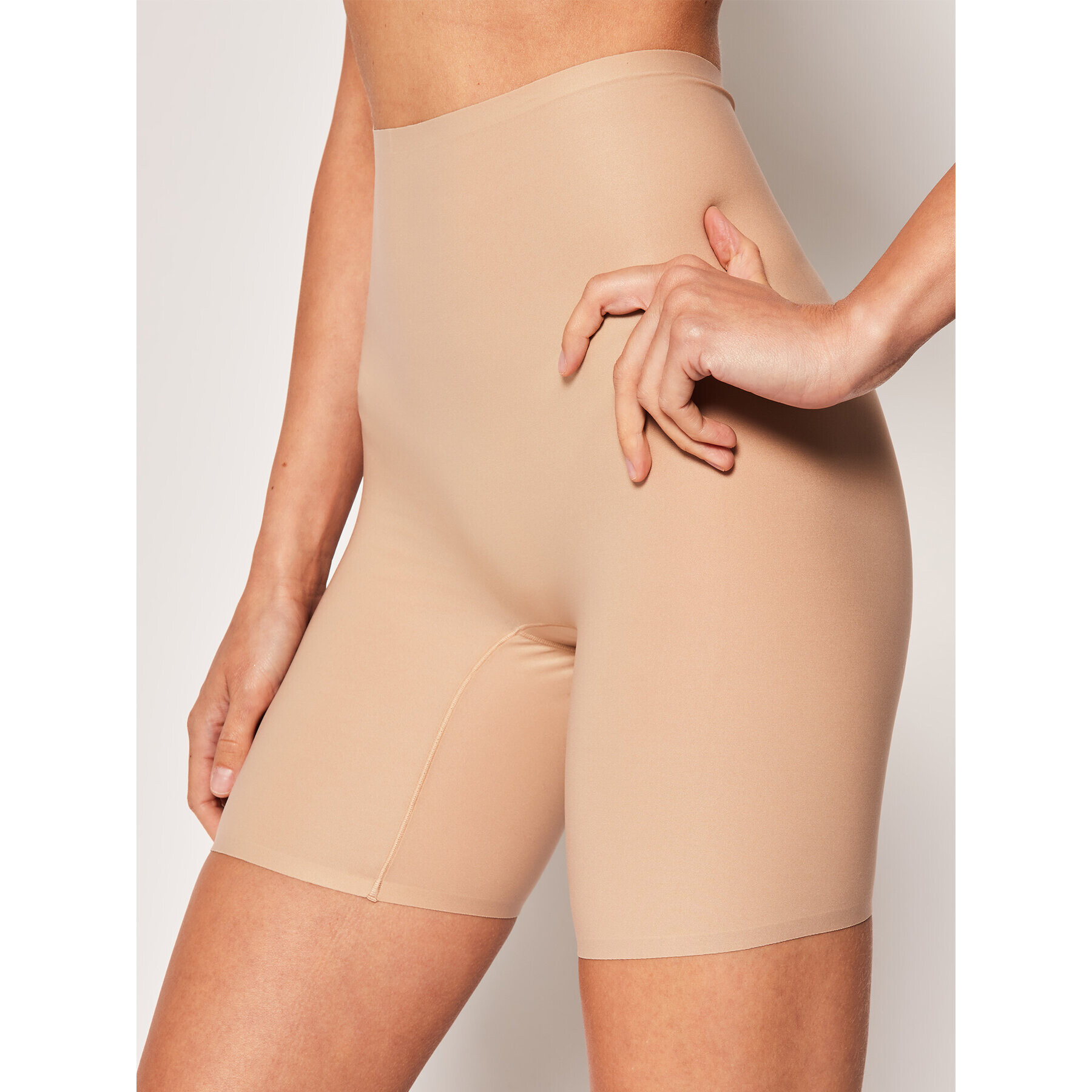 Chantelle Долно бельо с крачоли Soft Stretch C26450 Бежов - Pepit.bg