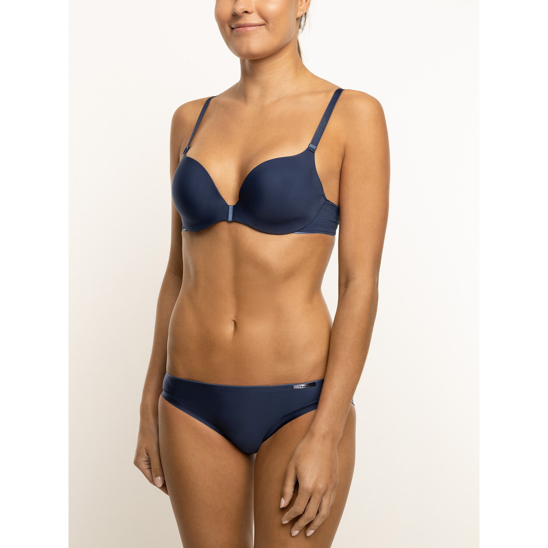 Chantelle Сутиен push-up Absolute Invisible C29220 Тъмносин - Pepit.bg