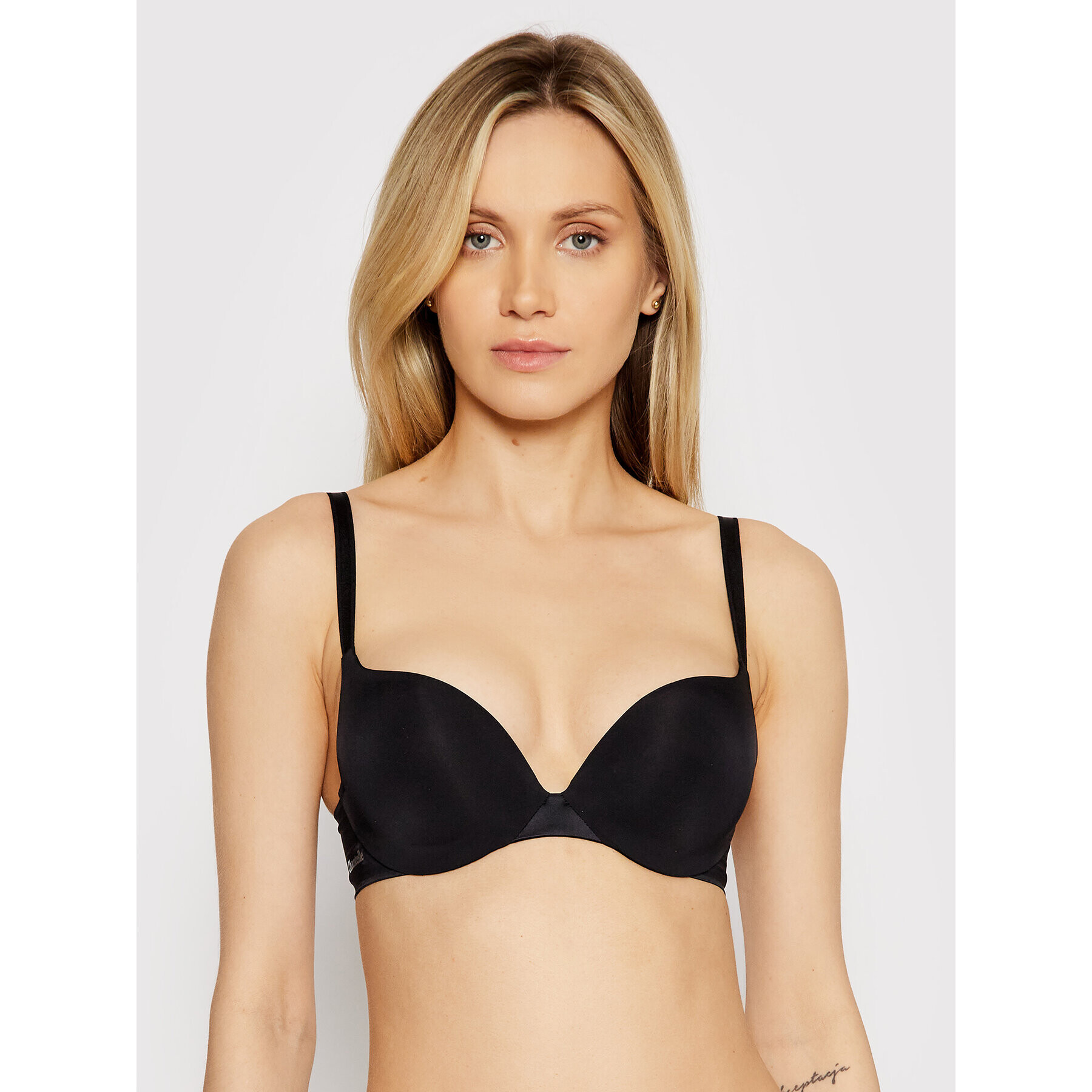 Chantelle Сутиен push-up Essential C15G20 Черен - Pepit.bg