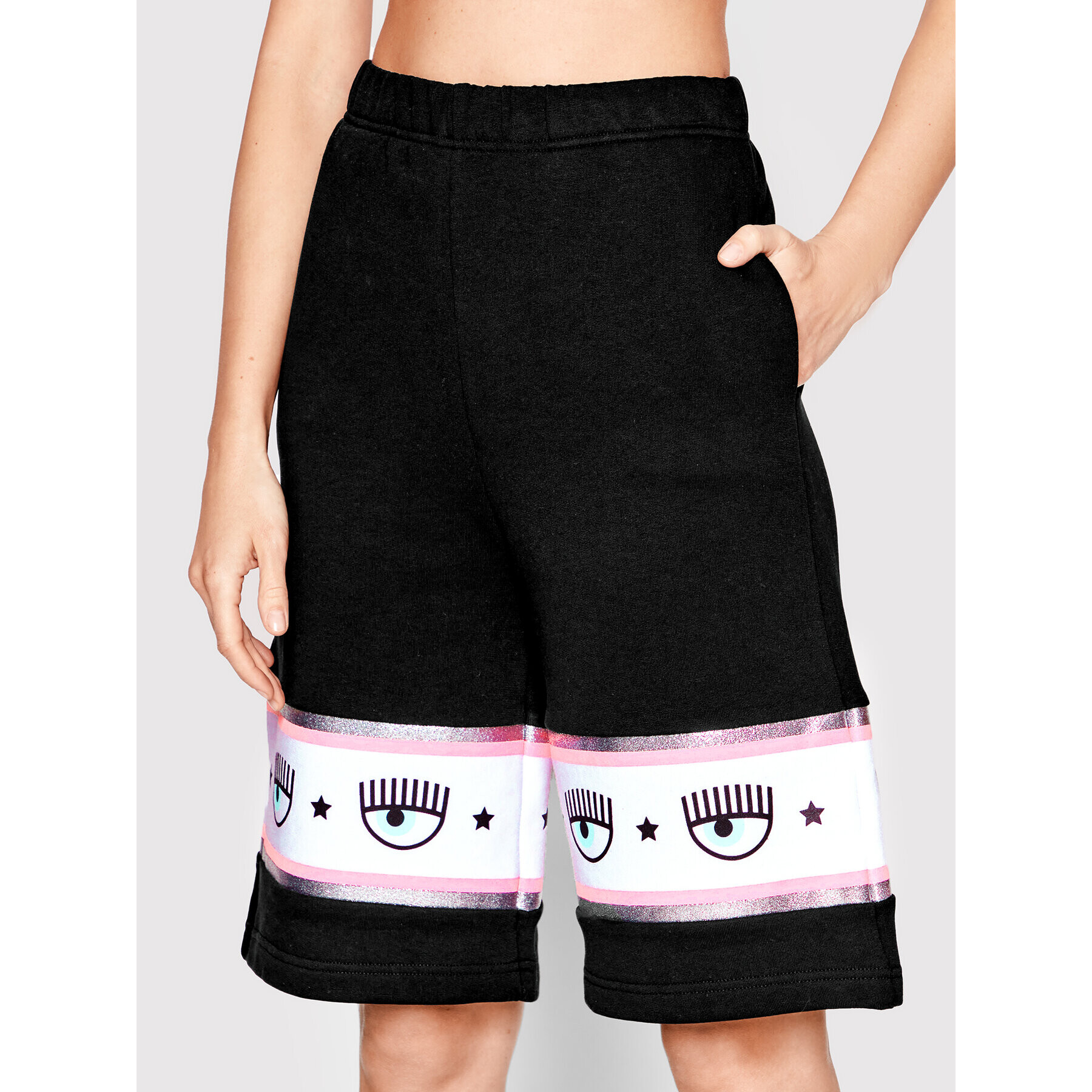 Chiara Ferragni Спортни шорти 72CBDT05 Черен Regular Fit - Pepit.bg