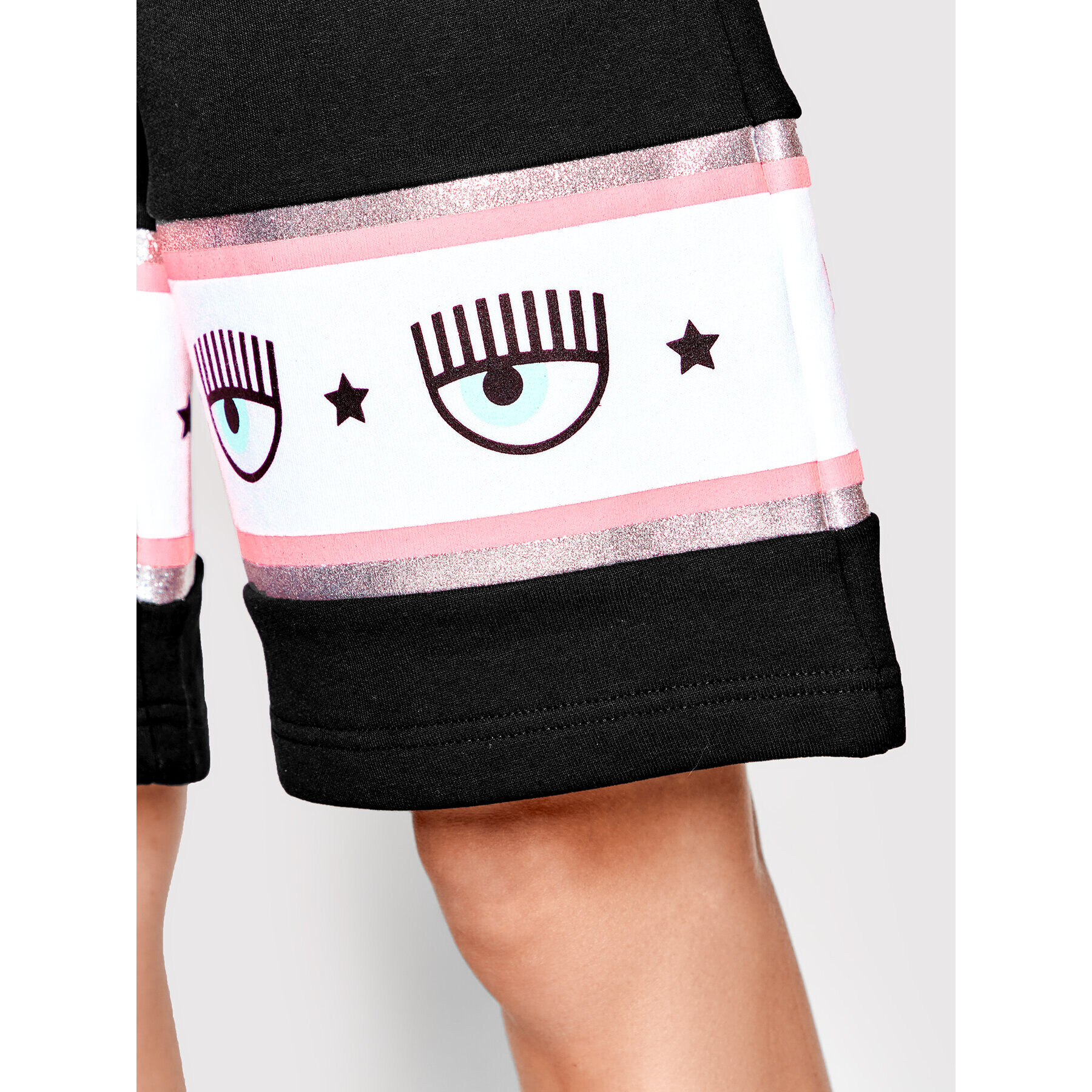 Chiara Ferragni Спортни шорти 72CBDT05 Черен Regular Fit - Pepit.bg