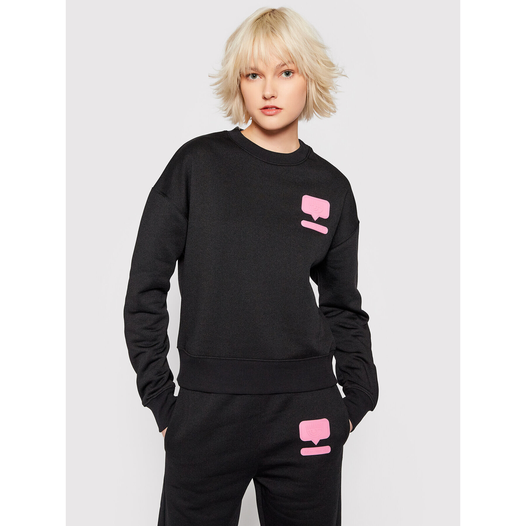 Chiara Ferragni Суитшърт 71CBIT16 Черен Regular Fit - Pepit.bg