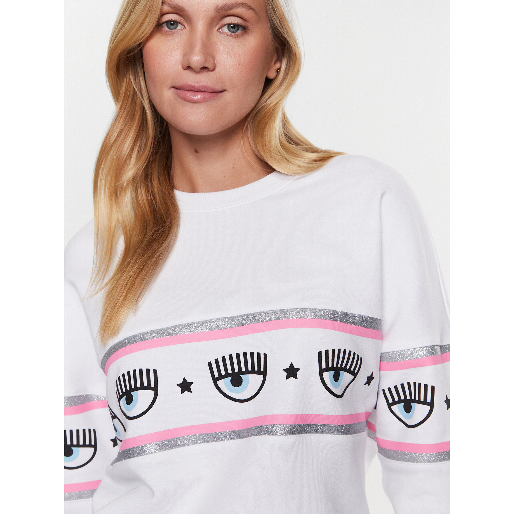 Chiara Ferragni Суитшърт 74CBIF02 Бял Regular Fit - Pepit.bg