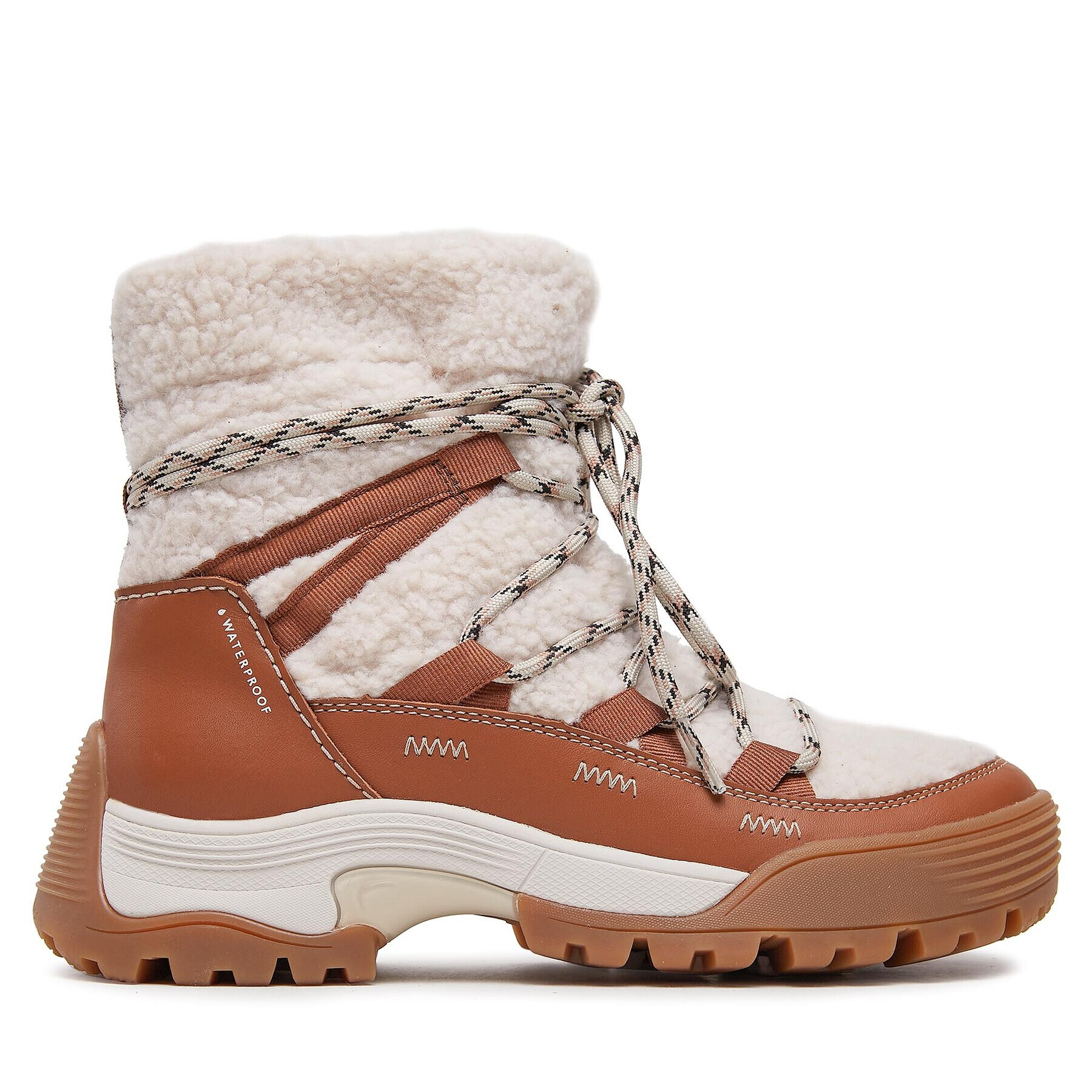 Clarks Боти Althike Up Wp 261734084 Бежов - Pepit.bg
