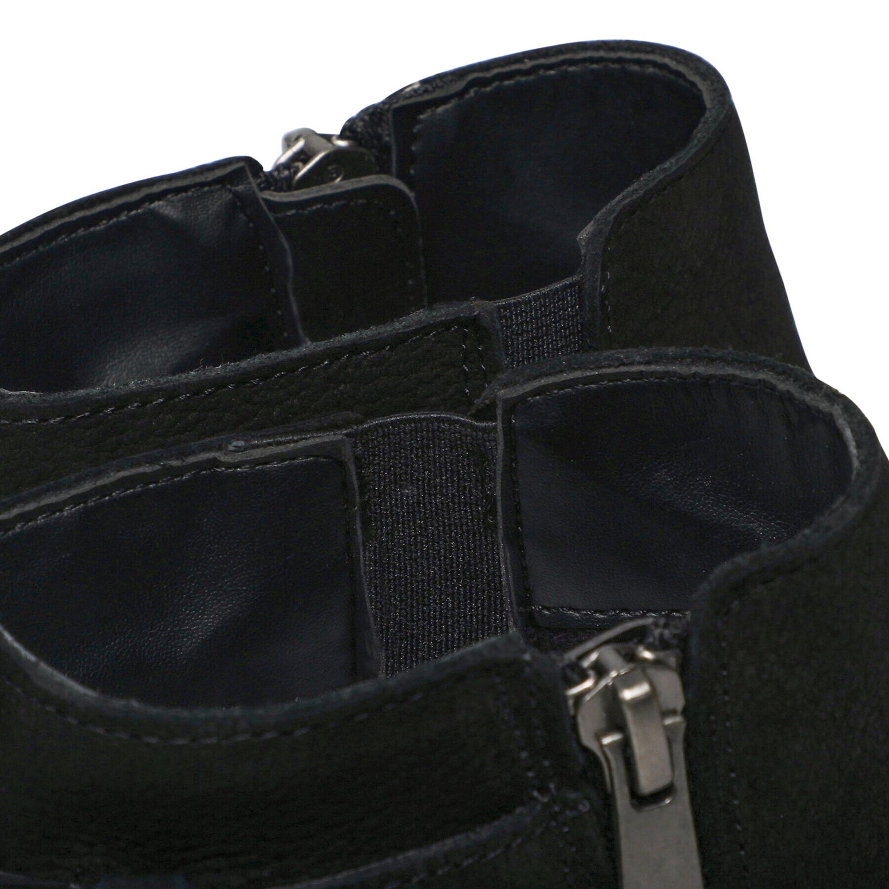 Clarks Боти Memi Lo 261621704 Черен - Pepit.bg
