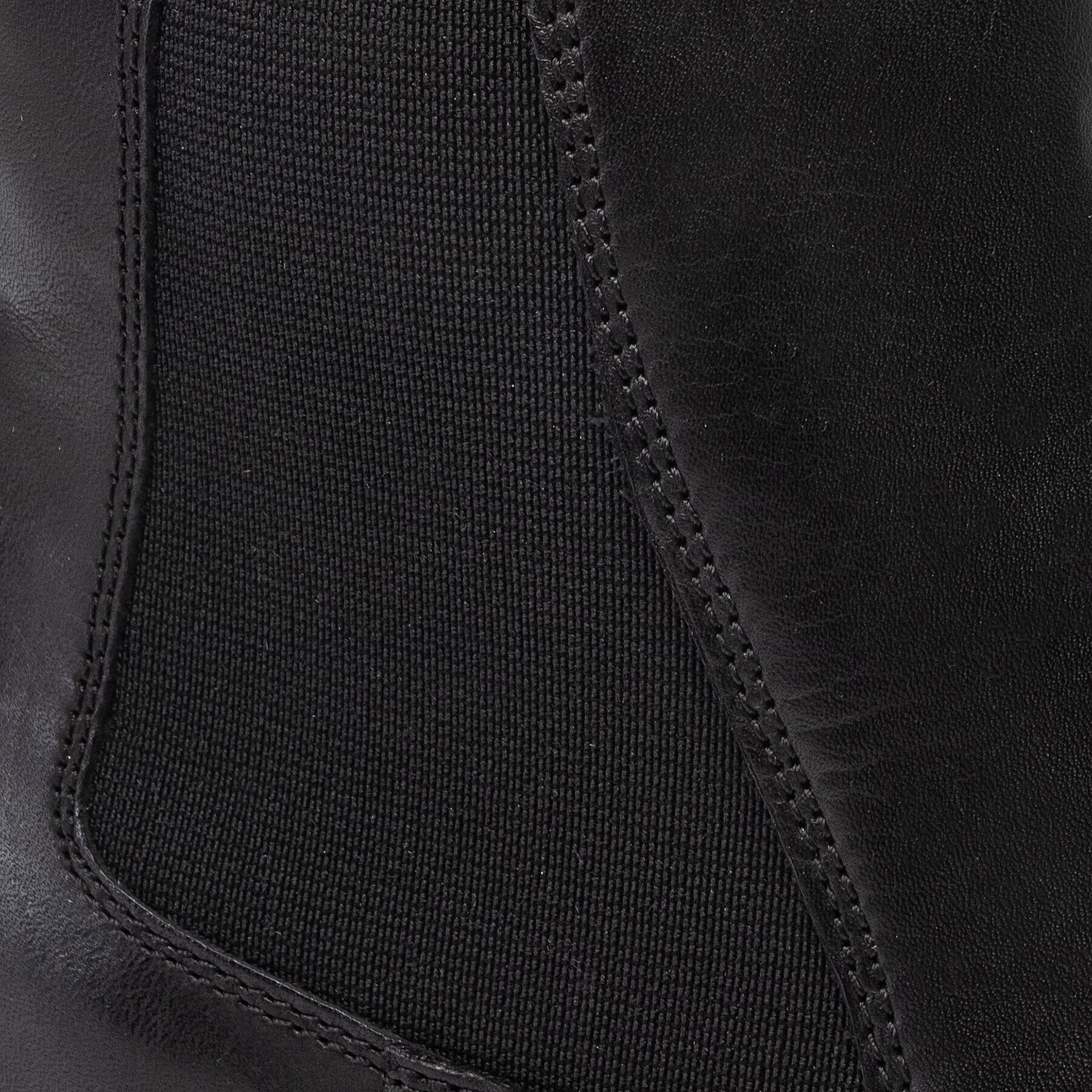 Clarks Боти тип челси Griffin Plaza 261431084 Черен - Pepit.bg